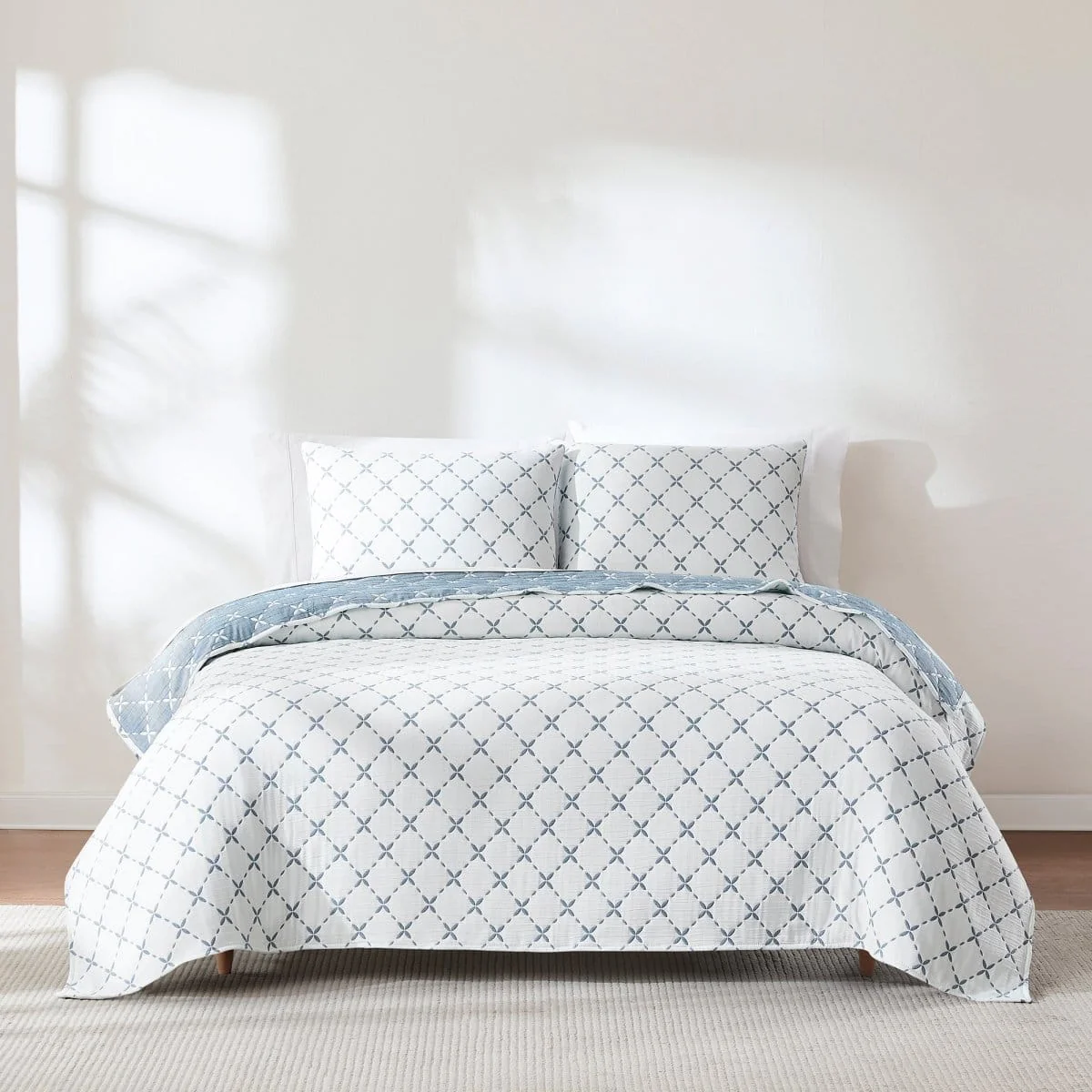 Diamond Leaf Jacquard Reversible Matelasse Coverlet Set - Image 41