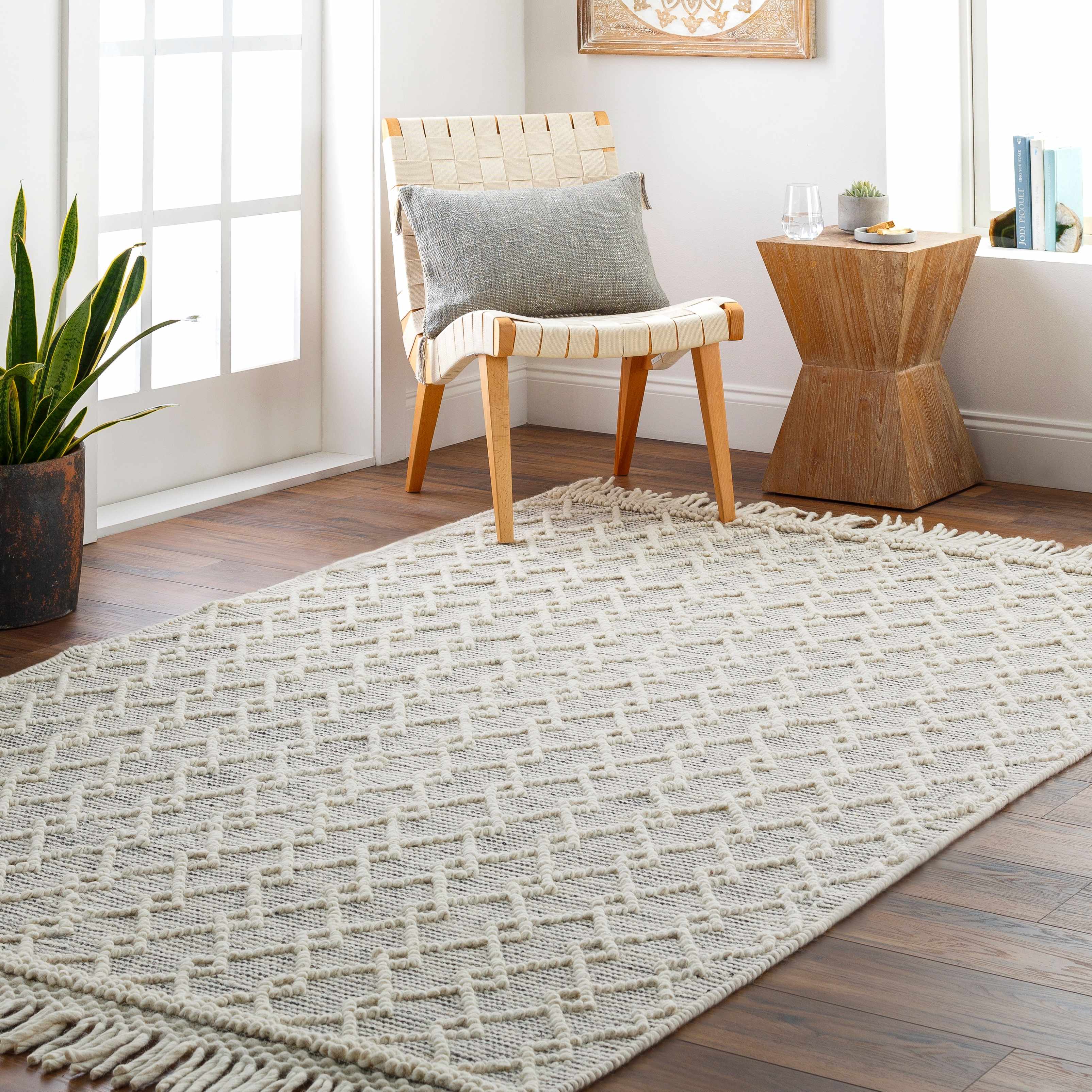 Diata Wool Rug with Tassels - Clearance - Image 2
