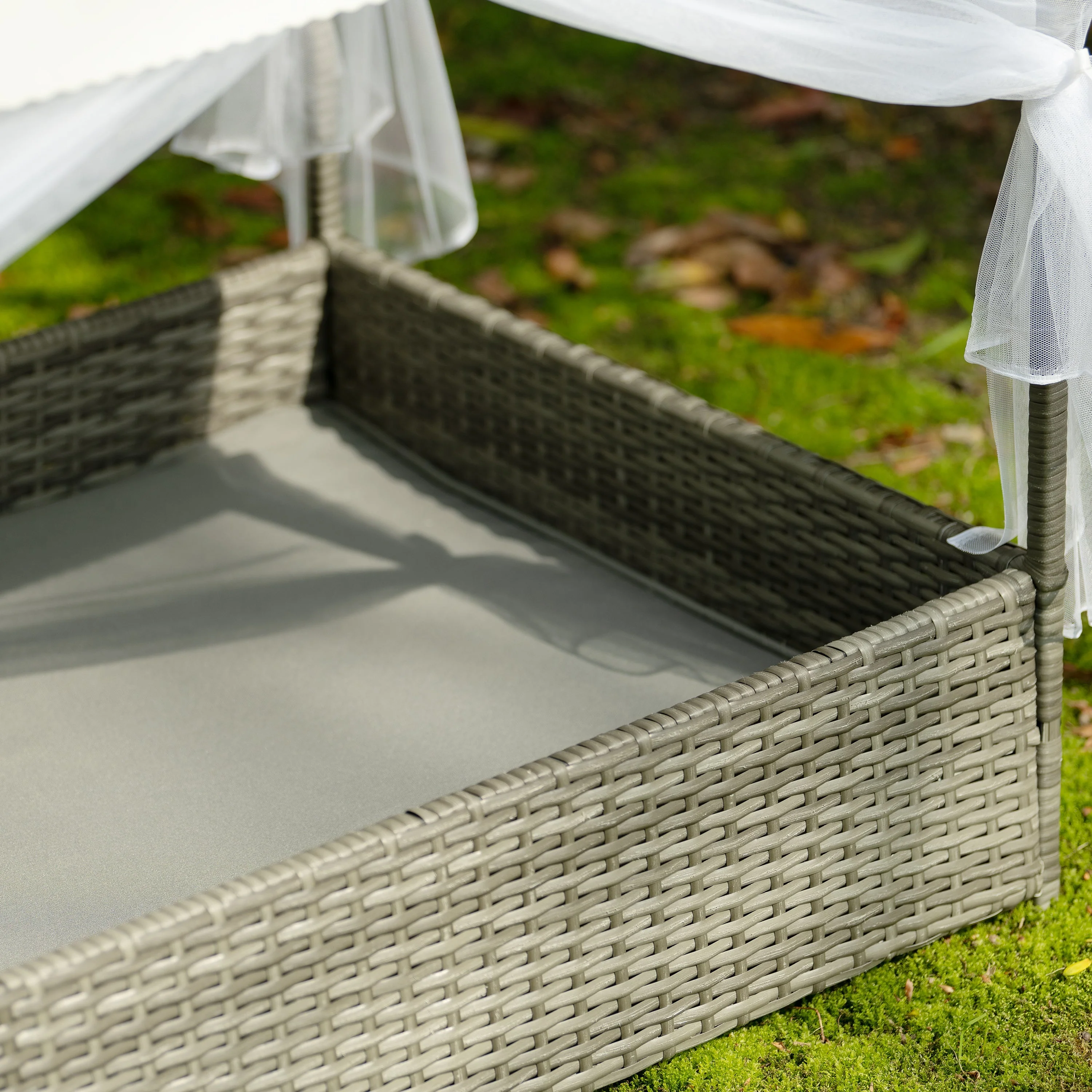 Dog Bed With Curtain - Image 12
