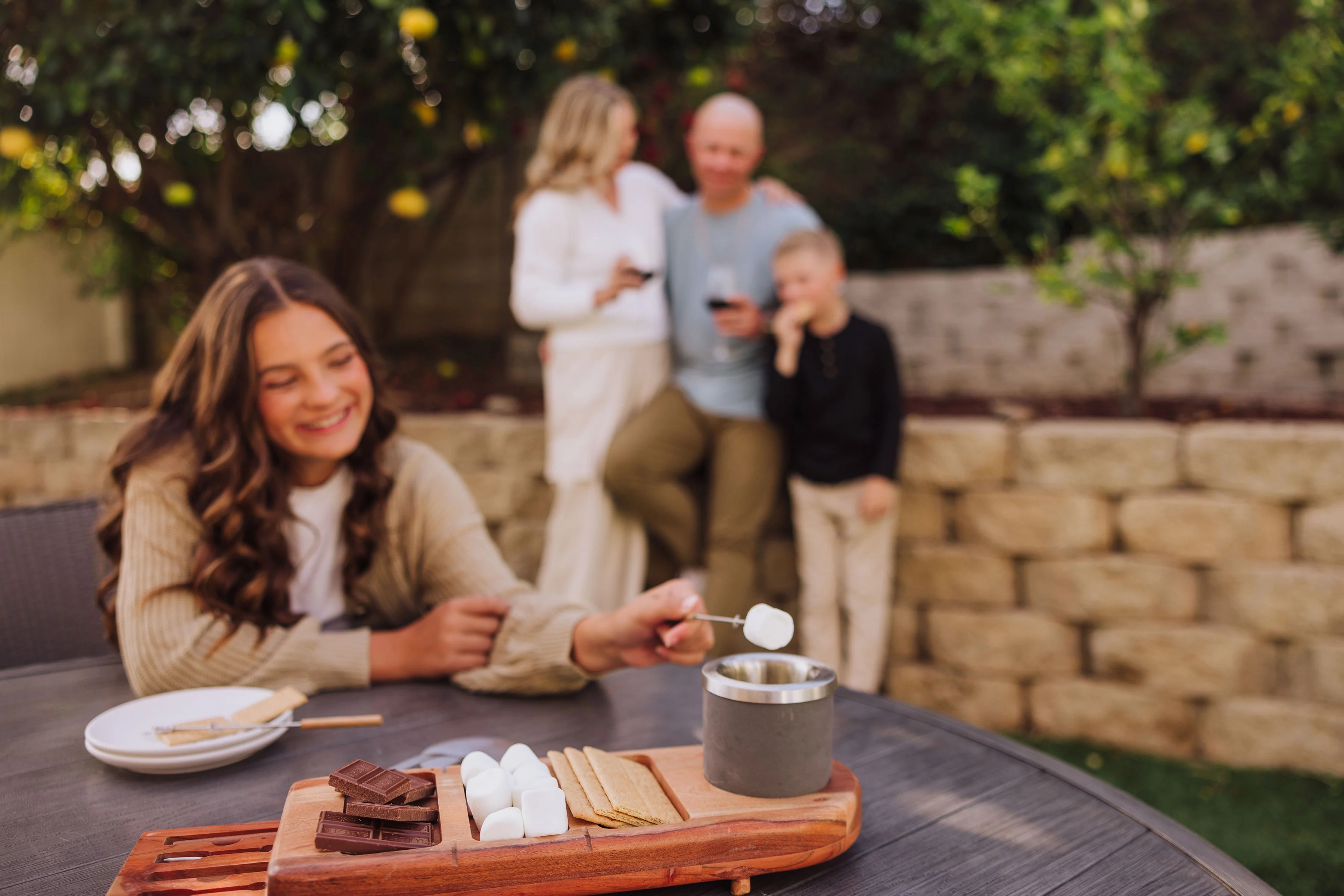 Dolce S'mores Kit with Tabletop Fire Pit - Image 13