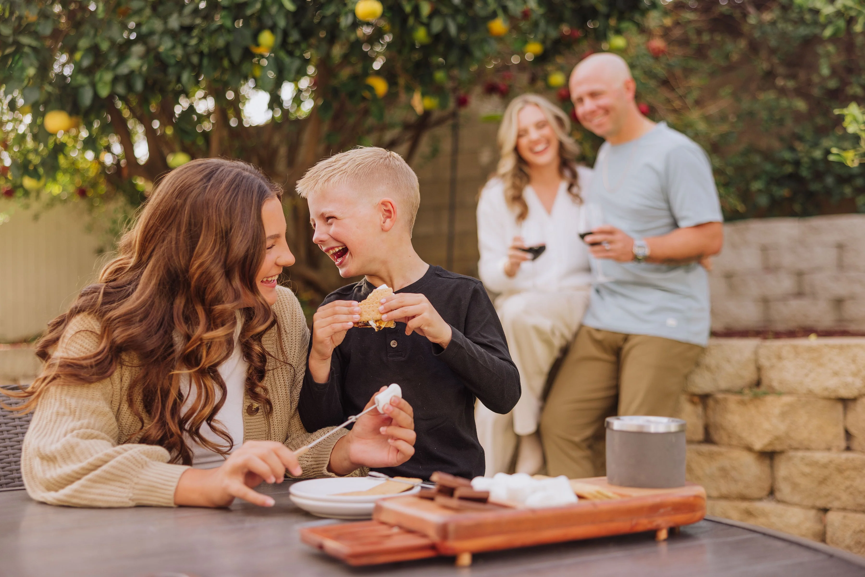 Dolce S'mores Kit with Tabletop Fire Pit - Image 15