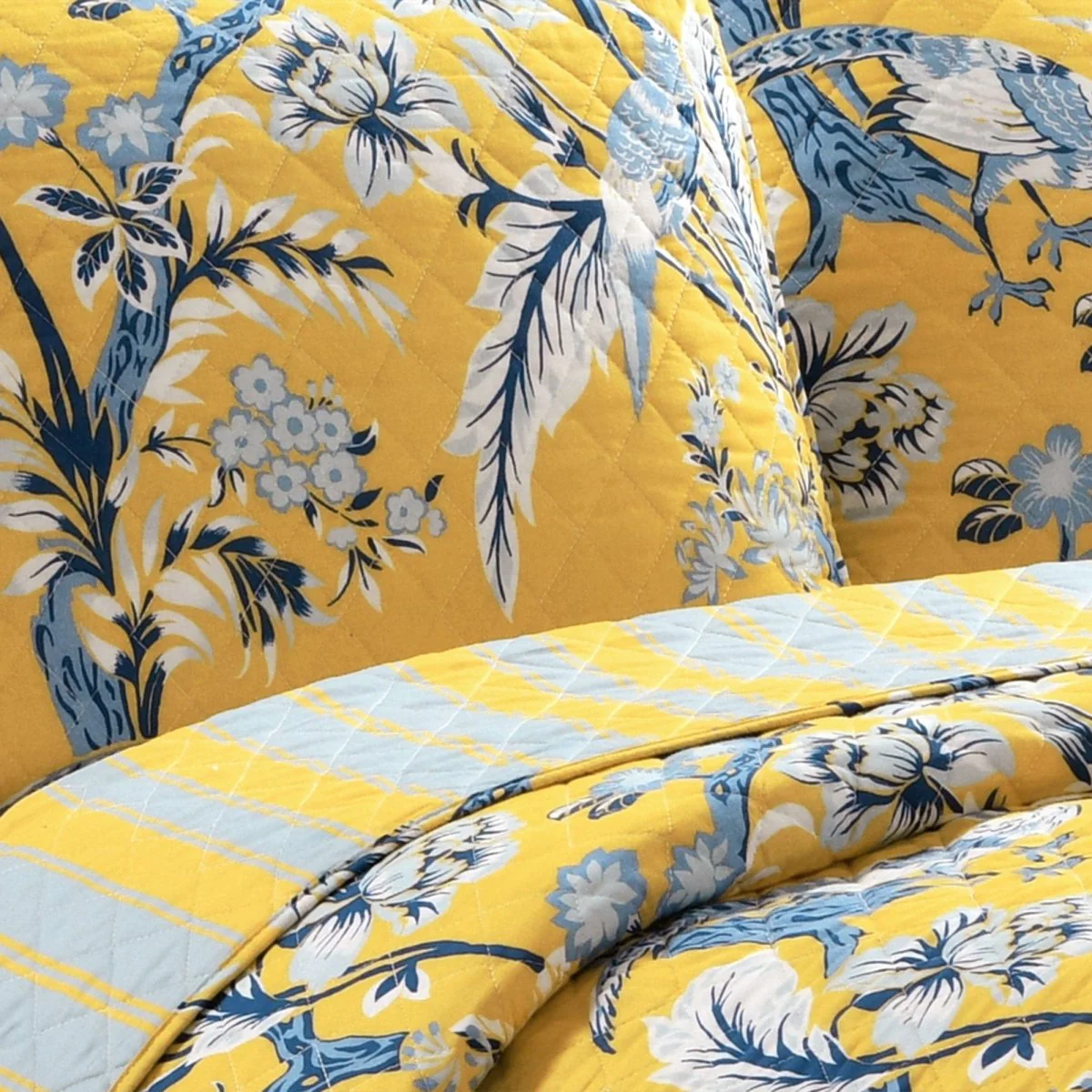 Dolores 3 Piece Quilt Set - Image 6