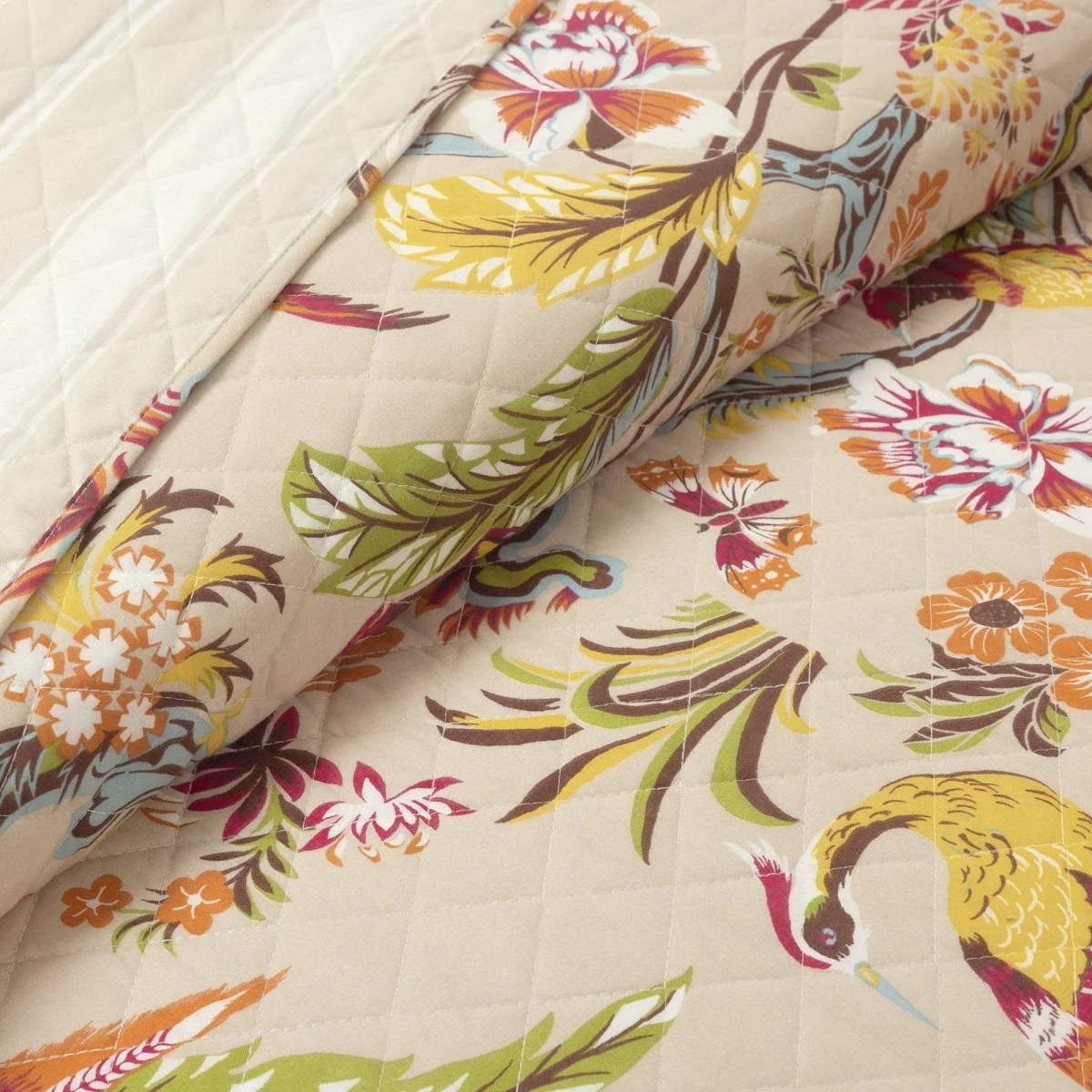 Dolores 3 Piece Quilt Set - Image 8