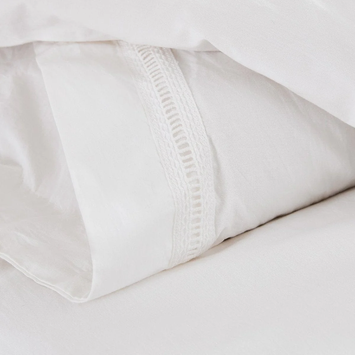 Doris Eyelet Inset Trim Cotton Duvet Cover Set - Image 24