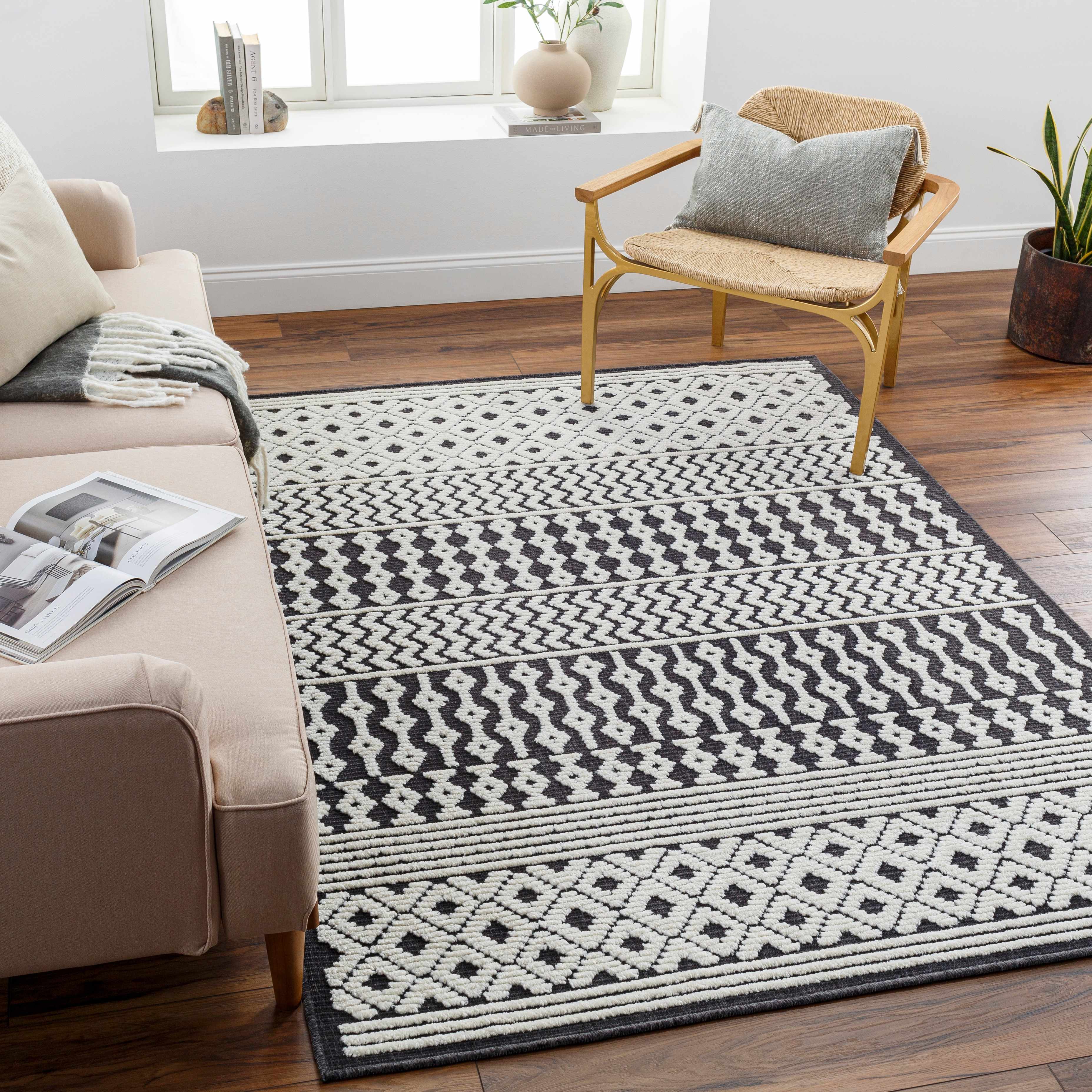 Drago Black Trellis Washable Rug - Clearance - Image 2