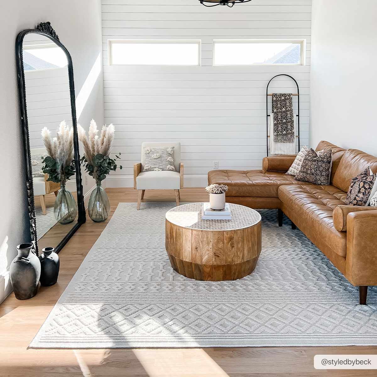 Drago White Washable Area Rug - Image 2