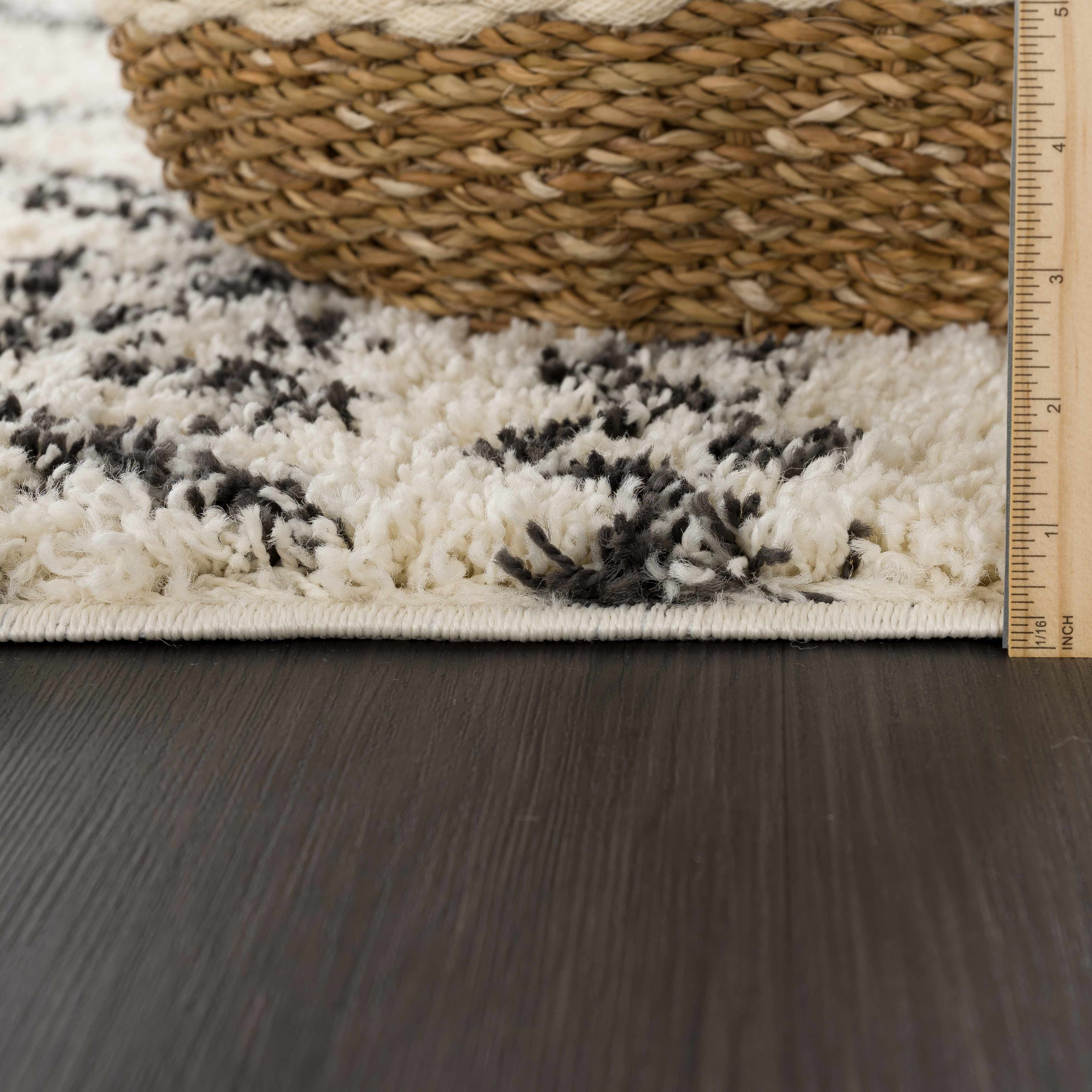 Duncans Area Rug - Clearance - Image 10