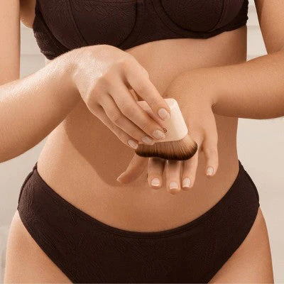 EcoTools Good Tan Body + Face Self-Tan Blending Brush - Imperfect Box - Image 3
