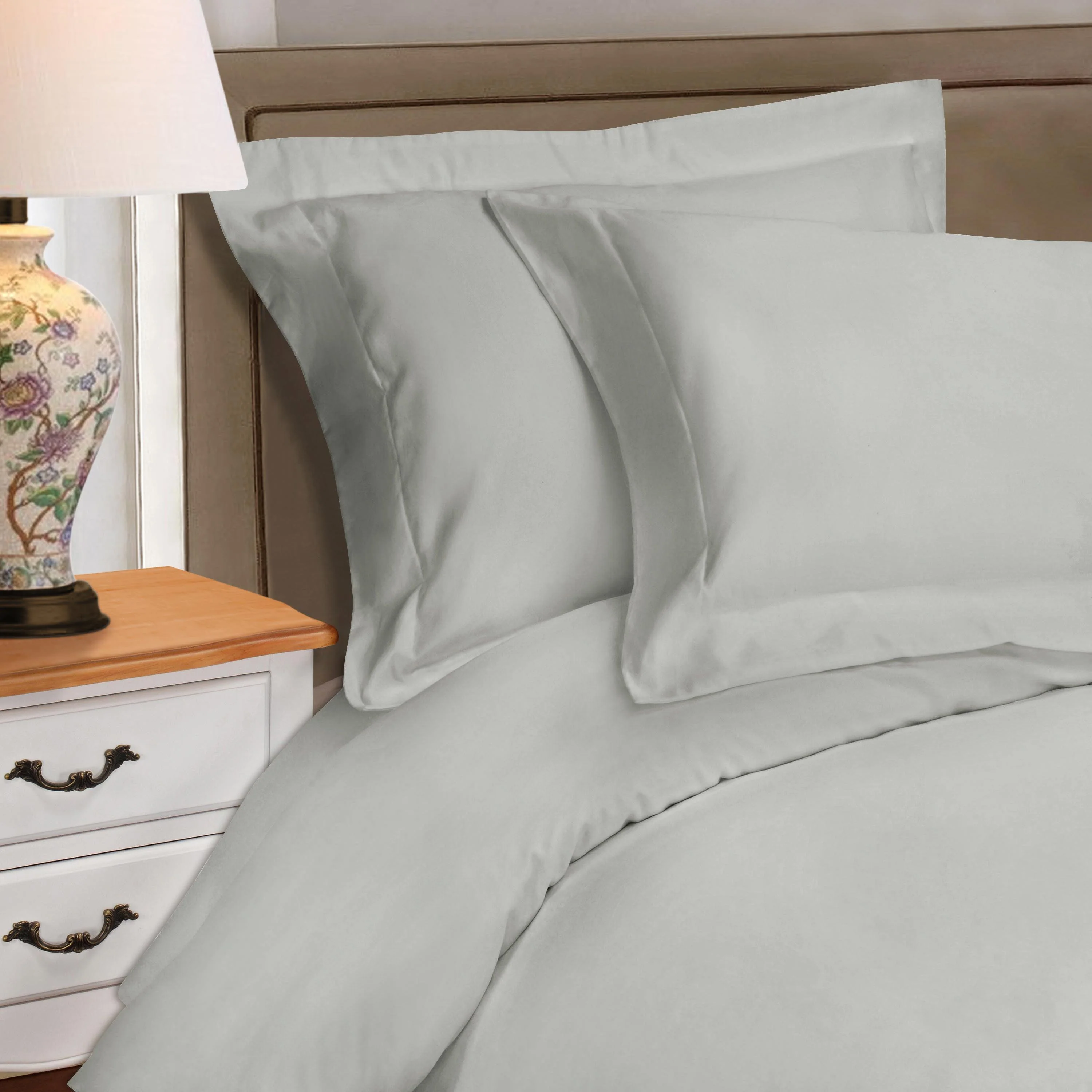 Egyptian Cotton 530 Thread Count Solid Luxury Duvet Cover Set - Image 5