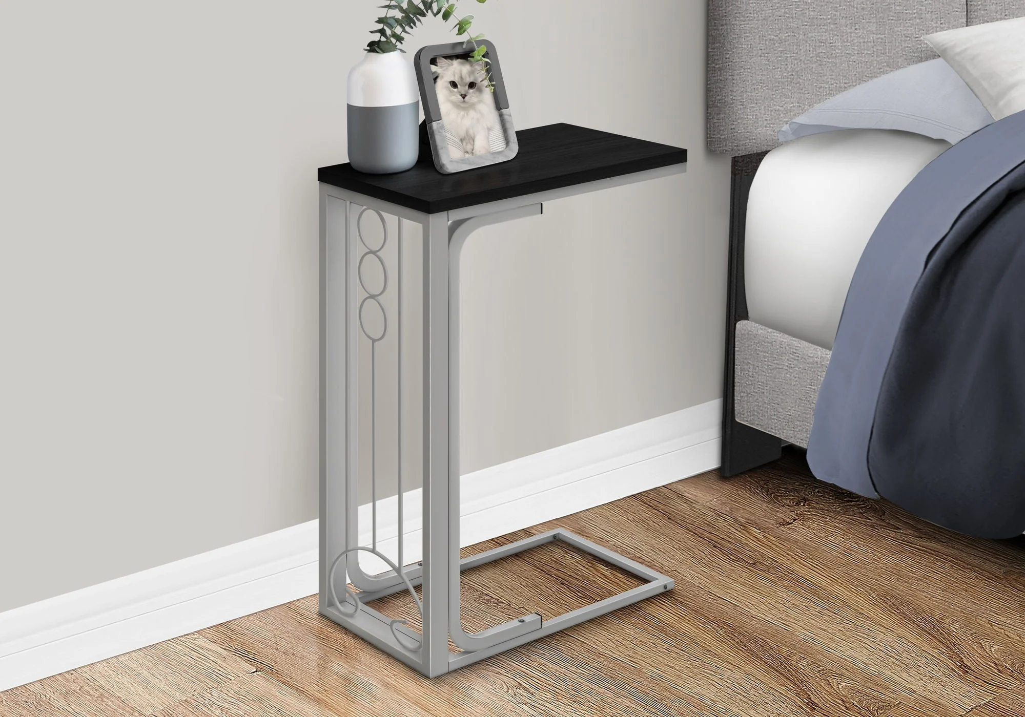 Elegant Accent Table, C - Shaped, Transitional - Image 3