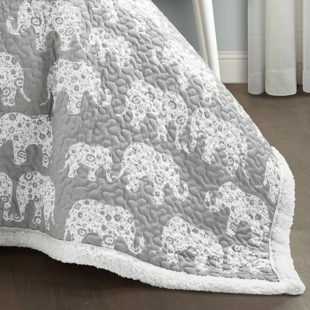 Elephant Parade Sherpa Blanket/Coverlet - Image 3