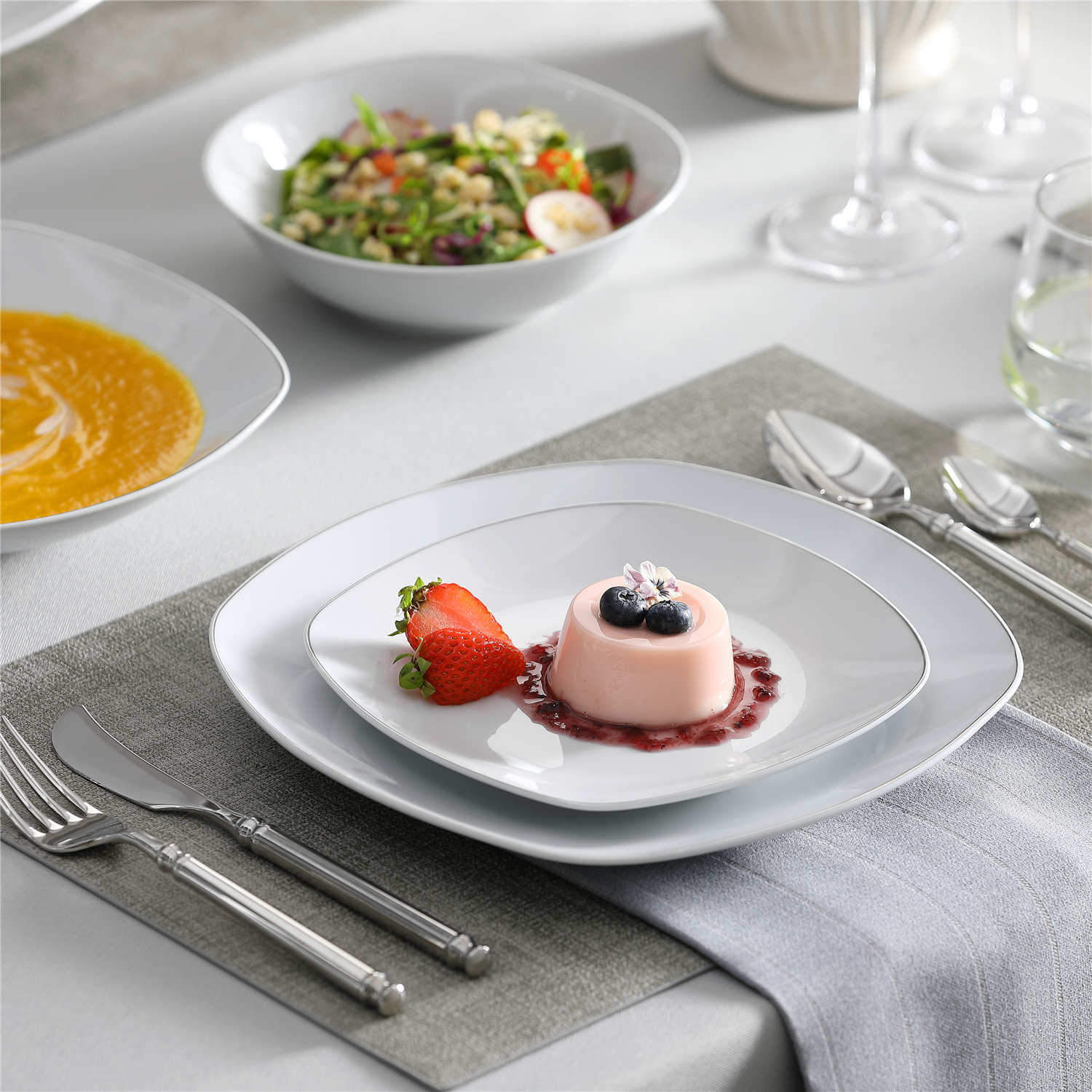 Elisa 24 Piece Dinnerware Set - Image 20