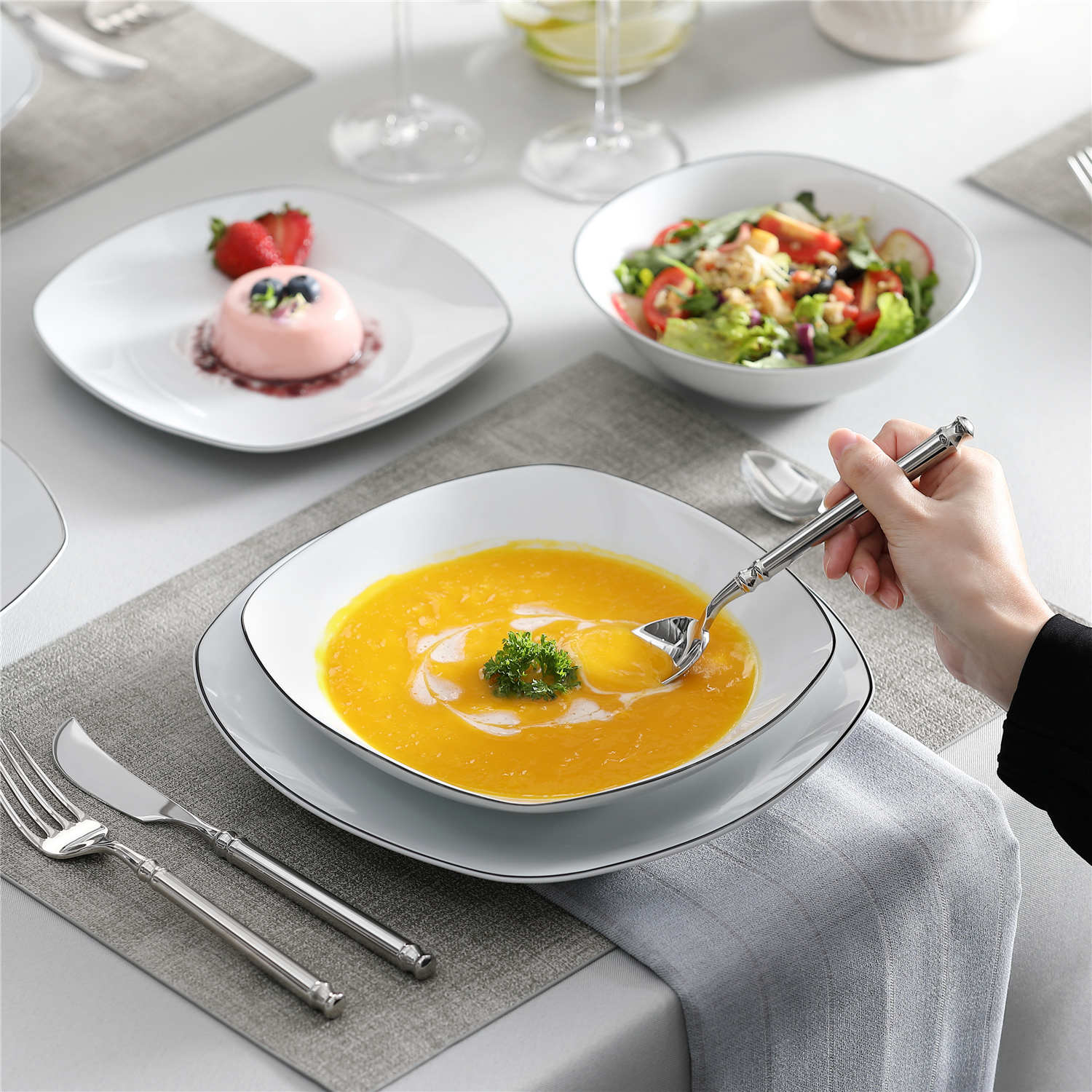 Elisa 24 Piece Dinnerware Set - Image 6