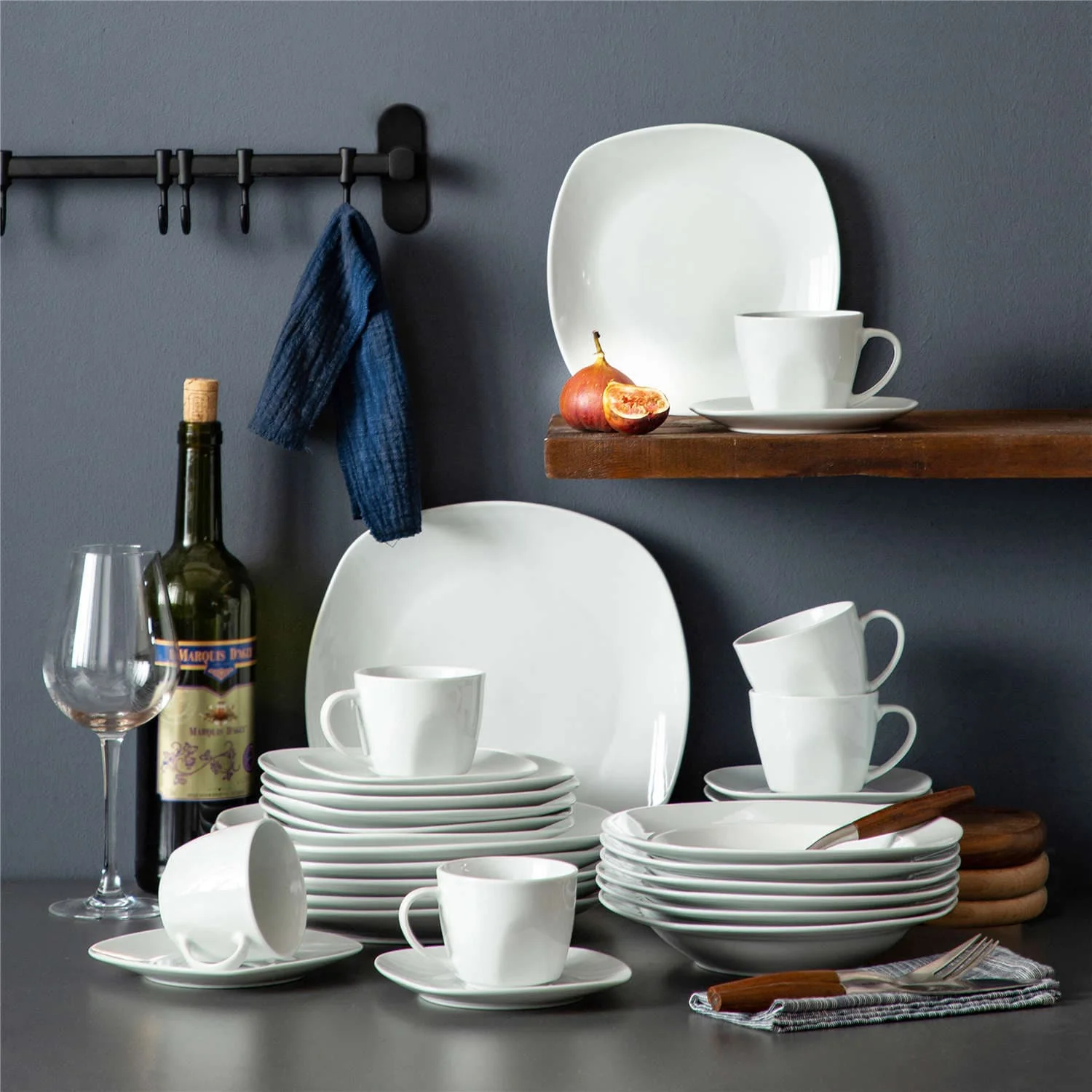 Elisa 30 Piece Dinnerware Set - Image 2