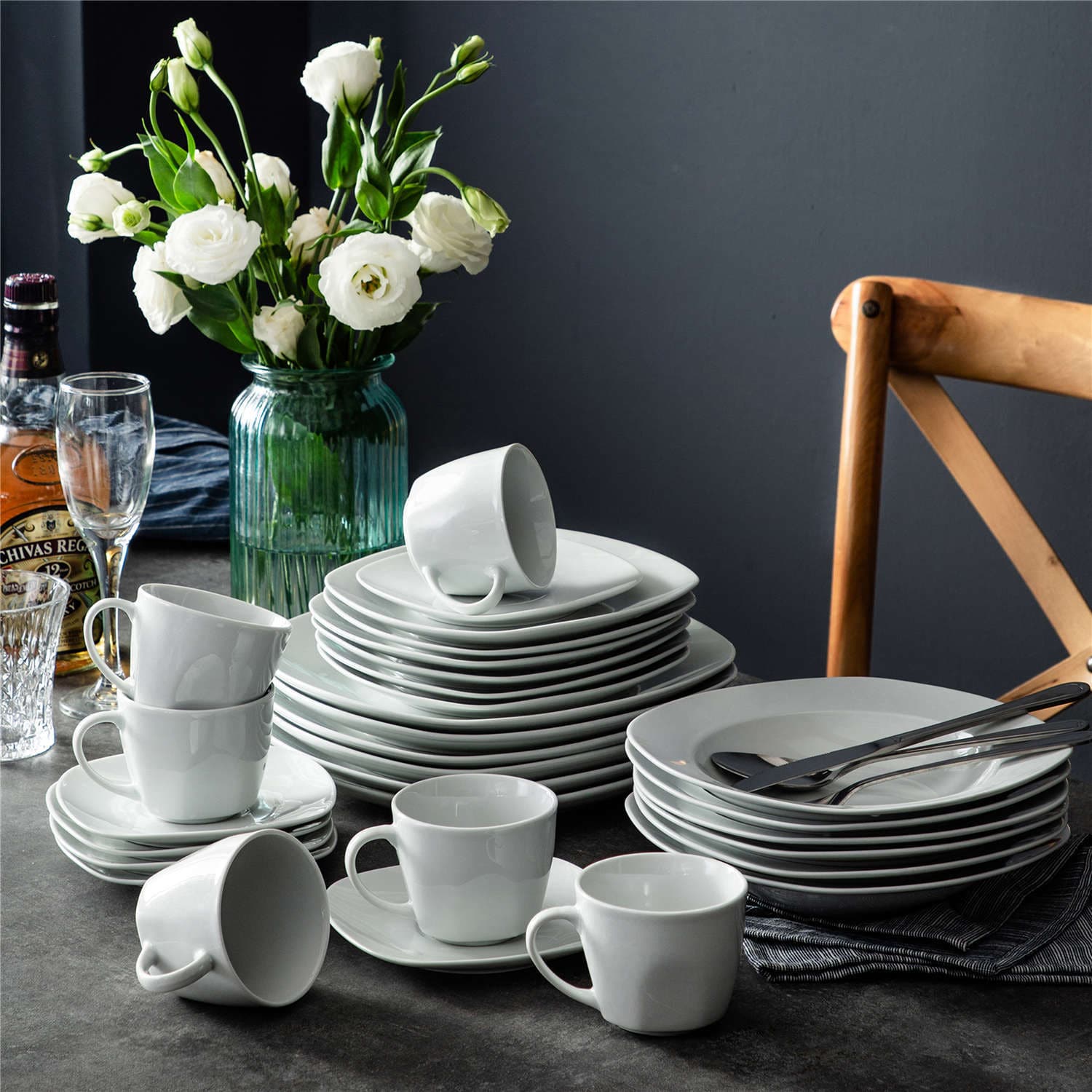 Elisa 30 Piece Dinnerware Set - Image 6
