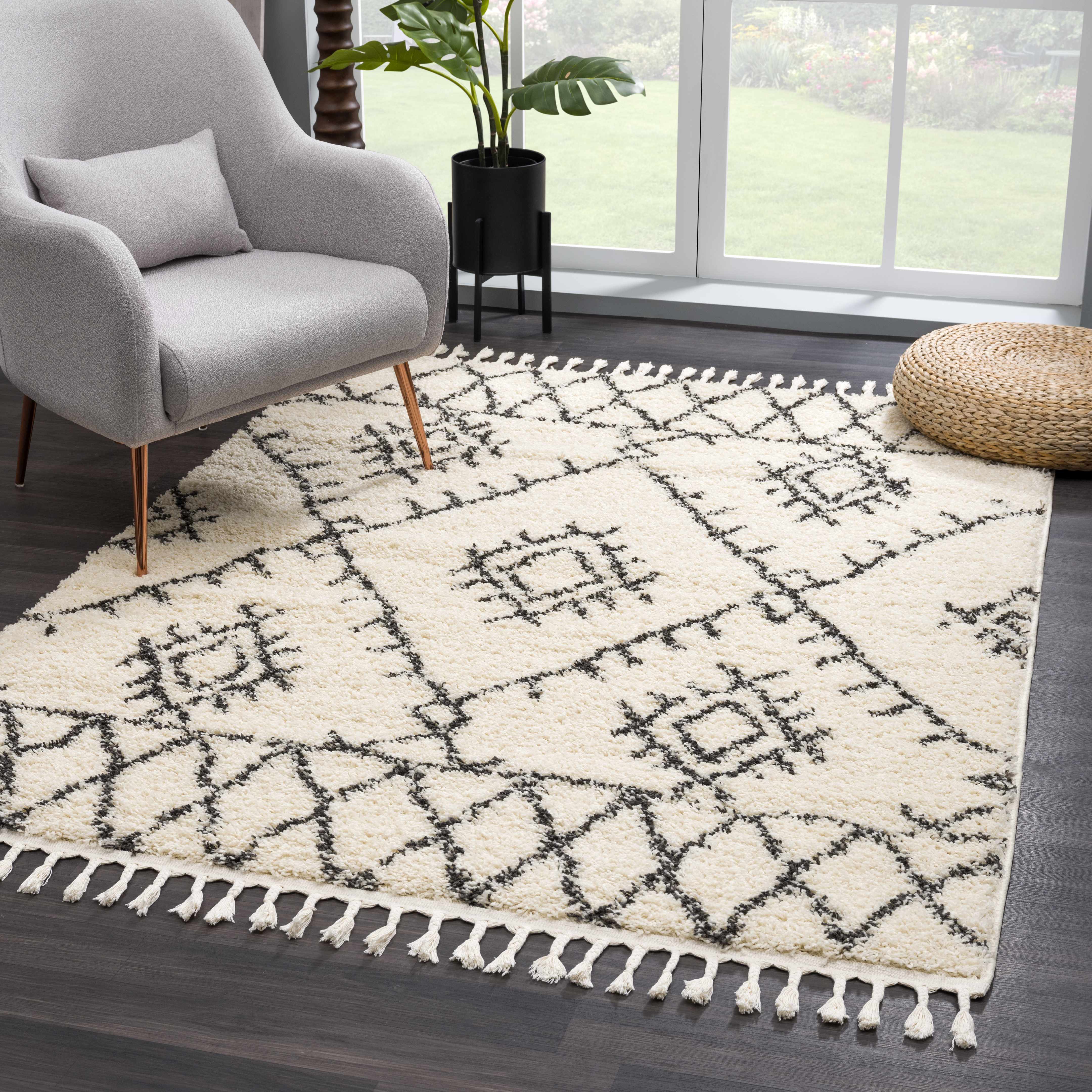 Emlenton Berber Shag with Tassels - Clearance - Image 5