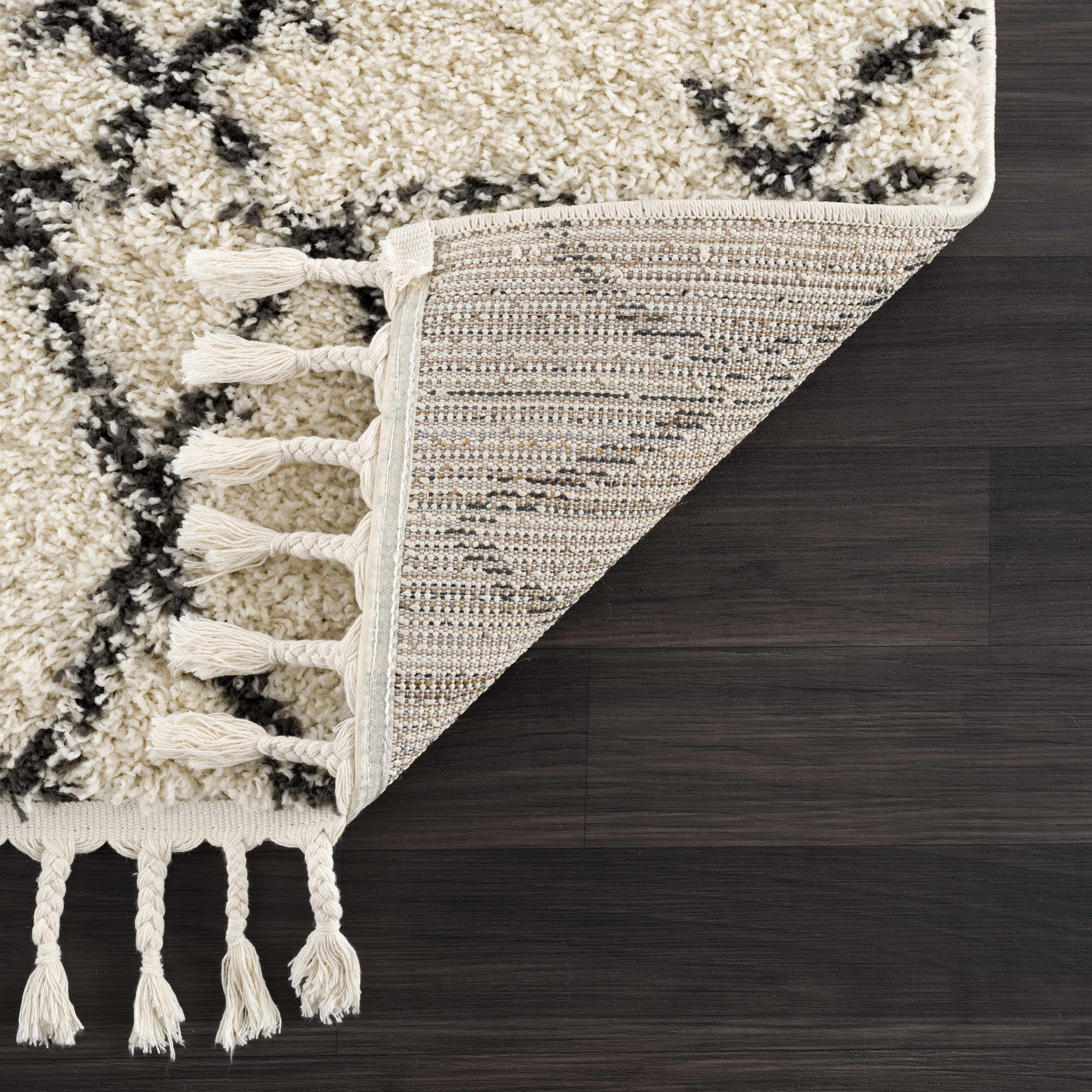 Emlenton Berber Shag with Tassels - Clearance - Image 6