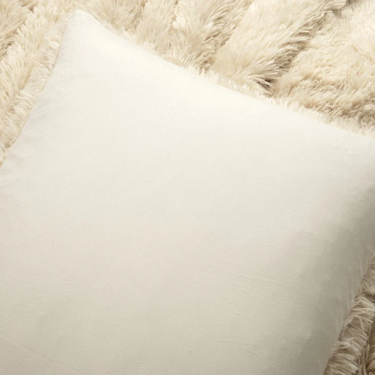 Emma Faux Fur Comforter Set - Image 49