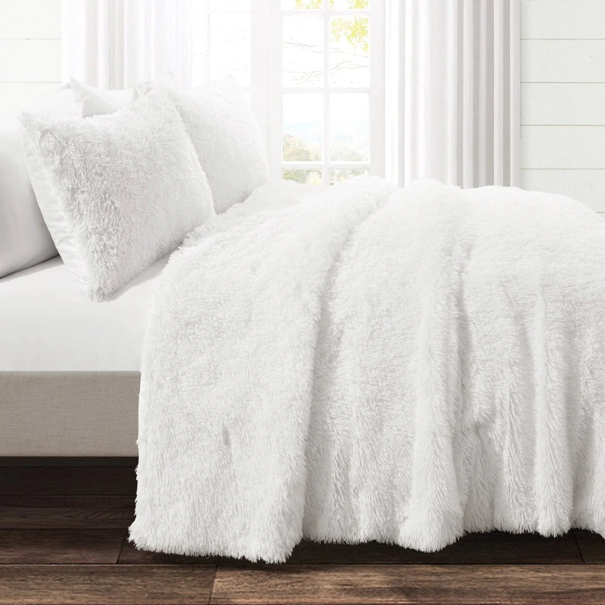 Emma Faux Fur Comforter Set - Image 9