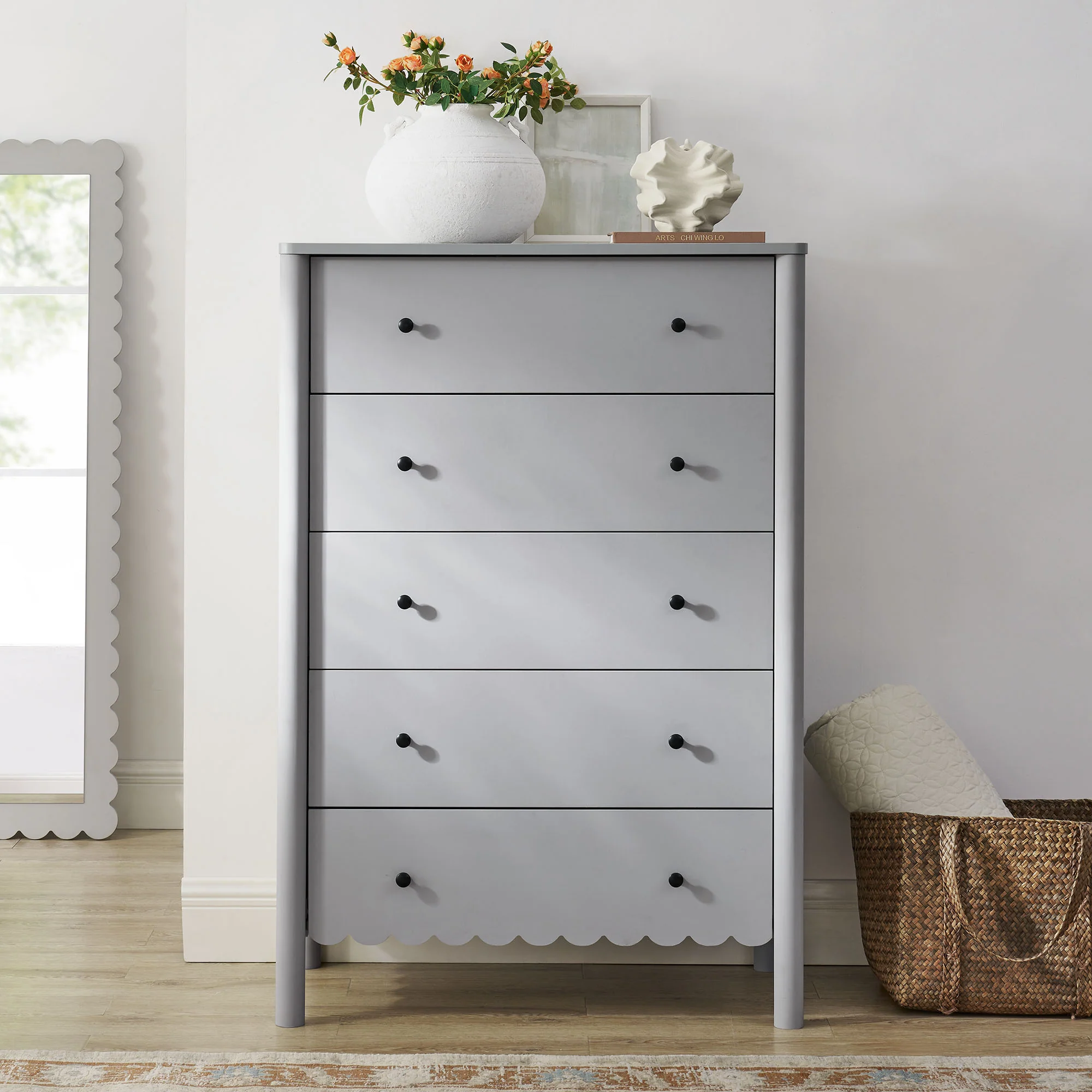 Emmeline Scalloped 5-Drawer Chest by Modway - Image 8