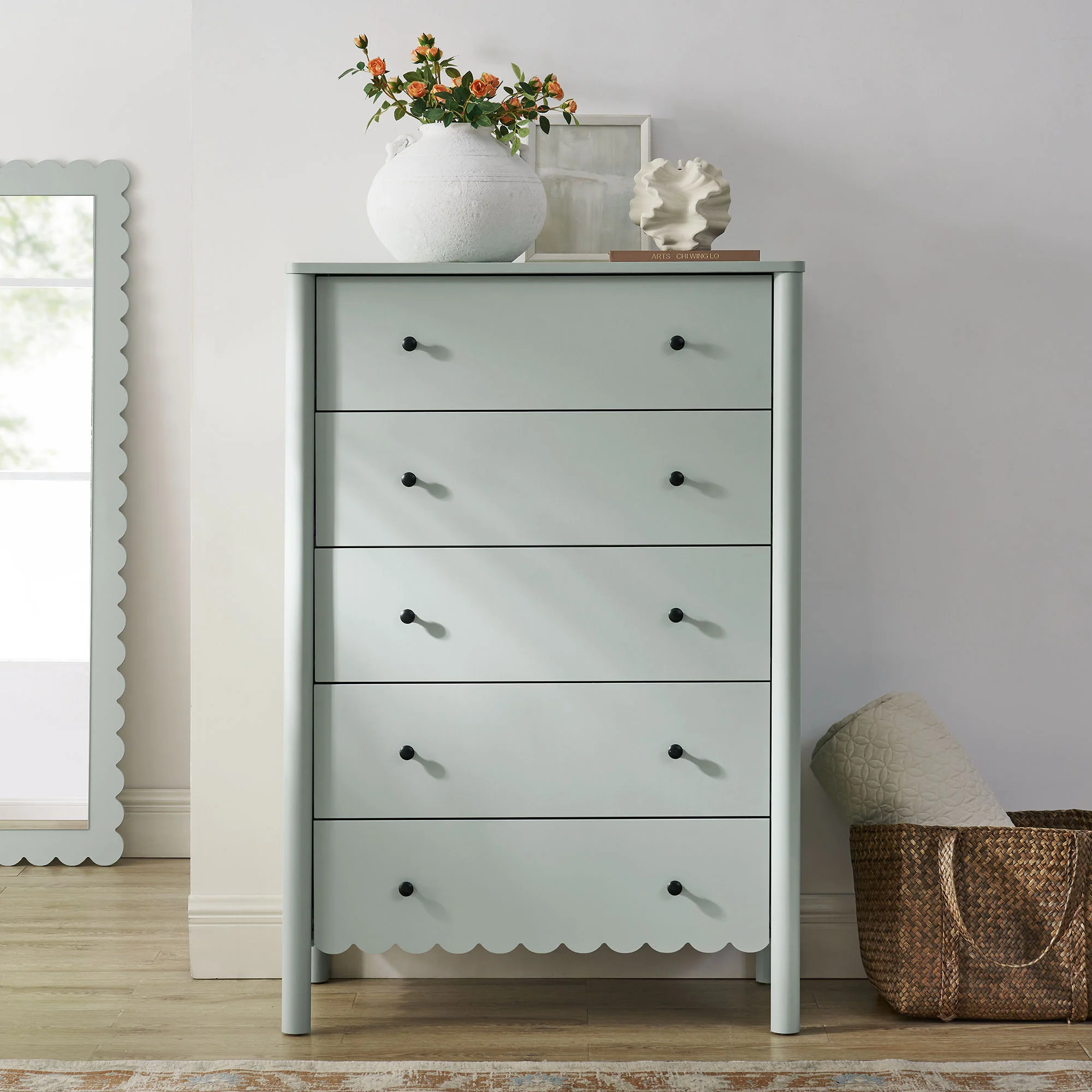 Emmeline Scalloped 5-Drawer Chest by Modway - Image 9