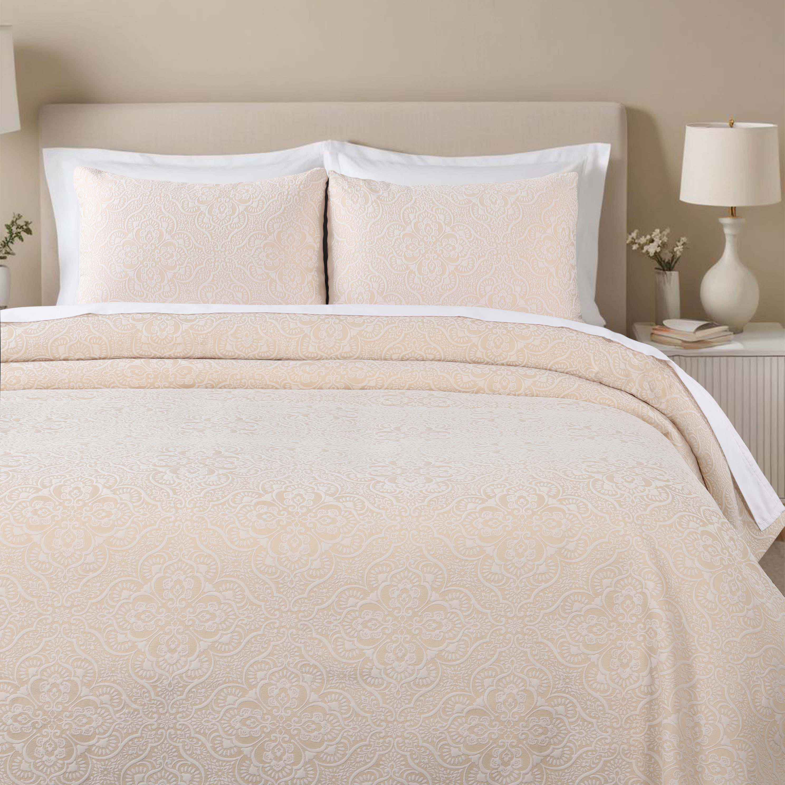 Enzy Medium Weight Floral Matelasse 3 Piece Bedspread Pillow Sham Set - Image 13