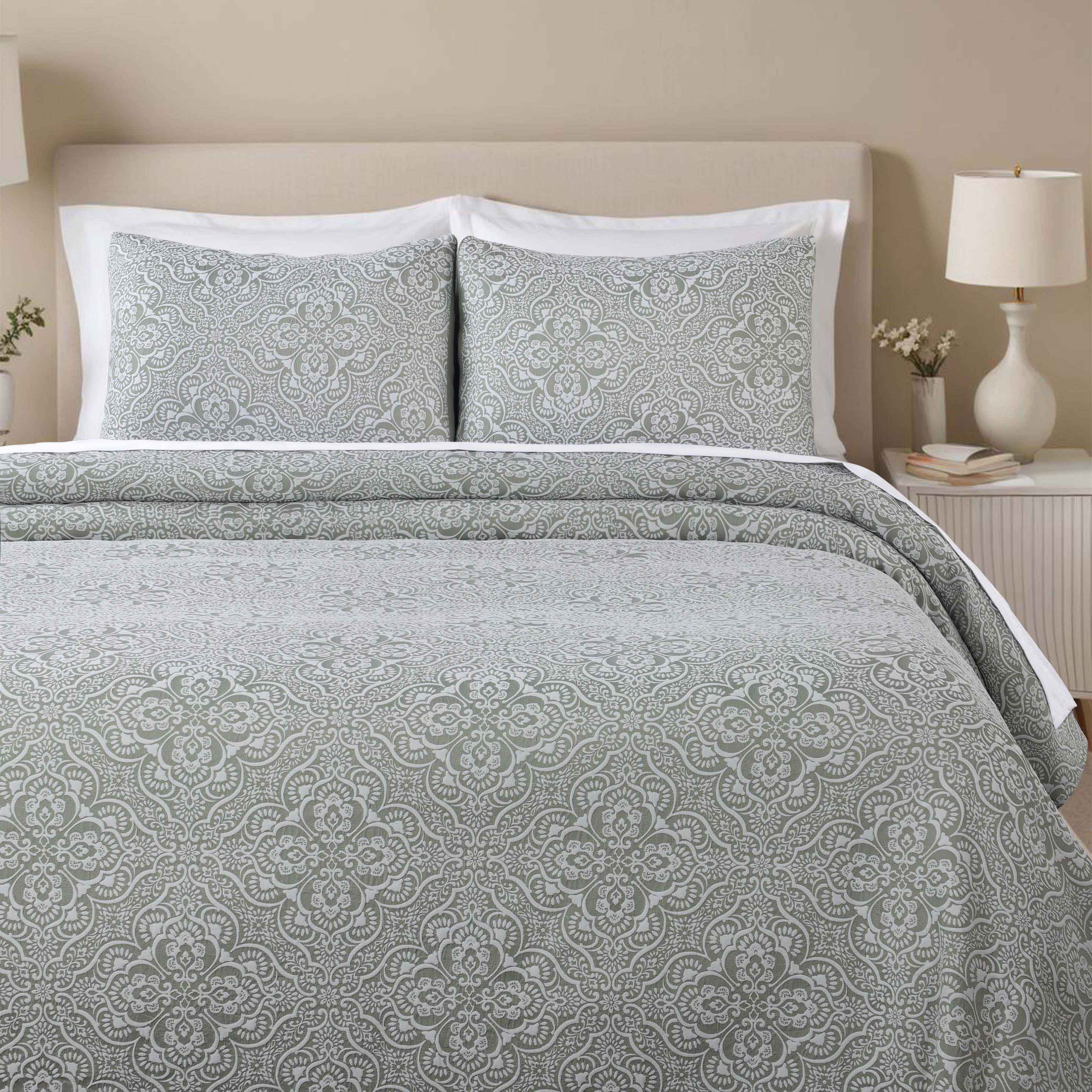 Enzy Medium Weight Floral Matelasse 3 Piece Bedspread Pillow Sham Set - Image 29