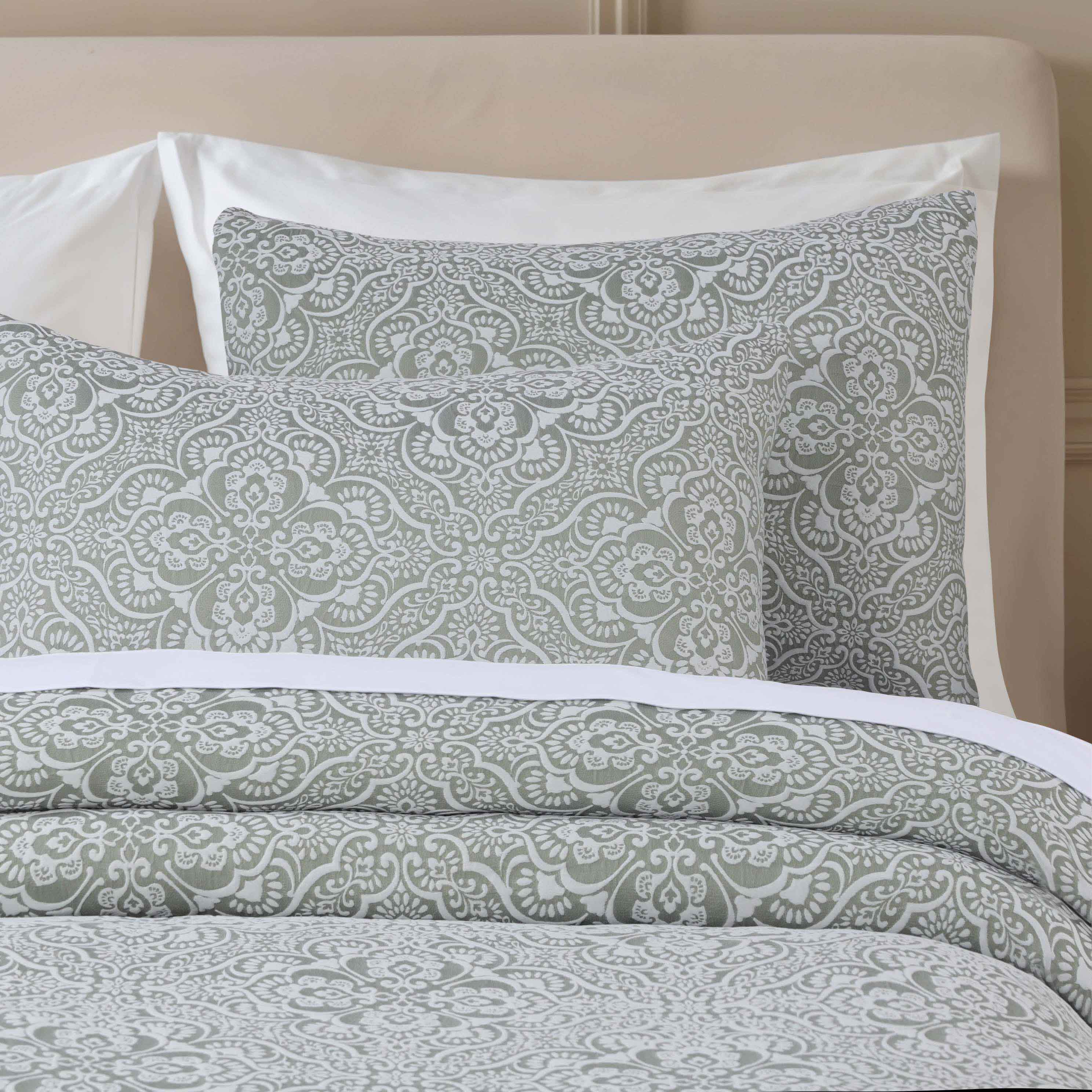Enzy Medium Weight Floral Matelasse 3 Piece Bedspread Pillow Sham Set - Image 30