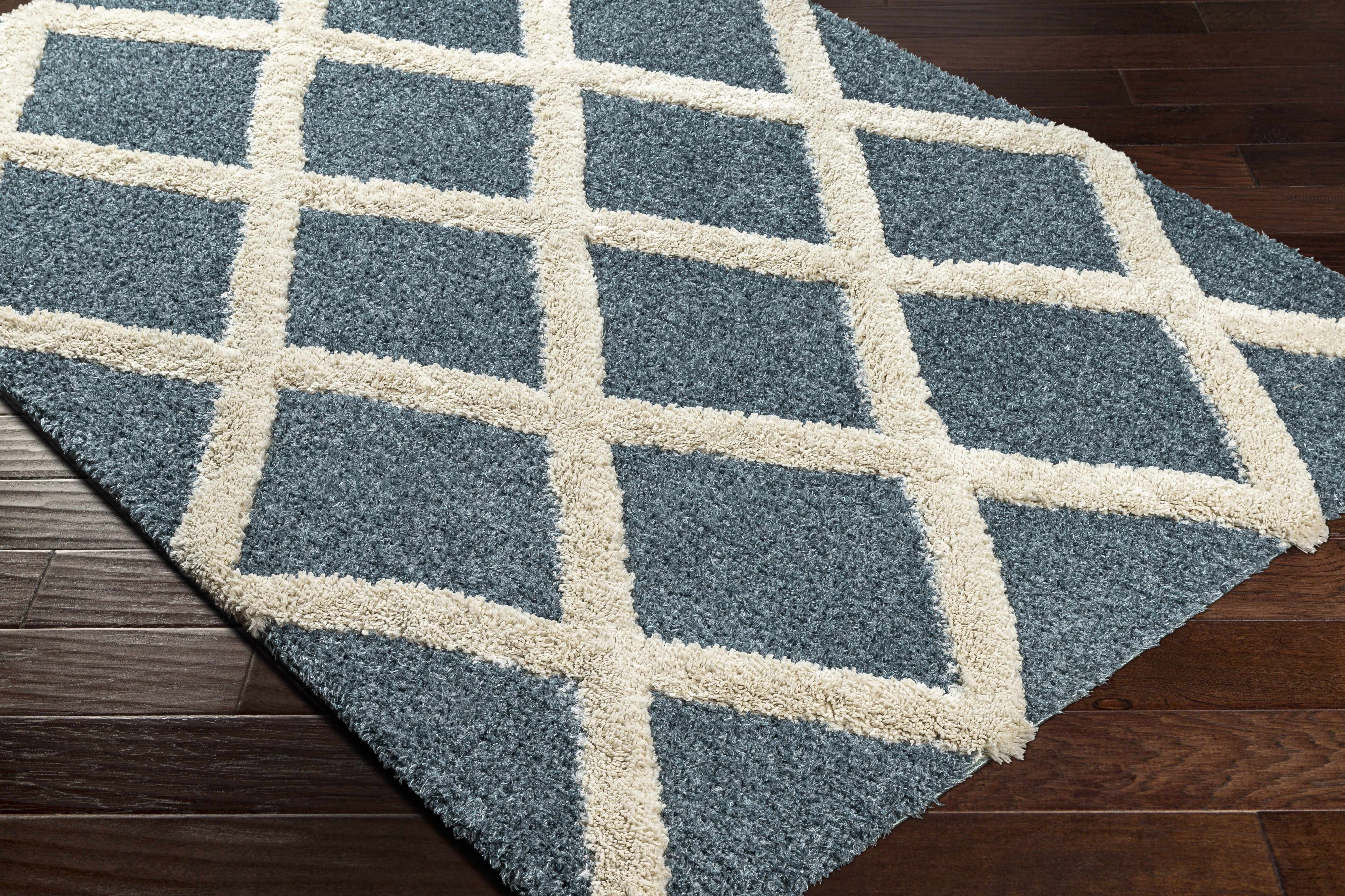 Esenler Modern Shag Carpet - Clearance - Image 3