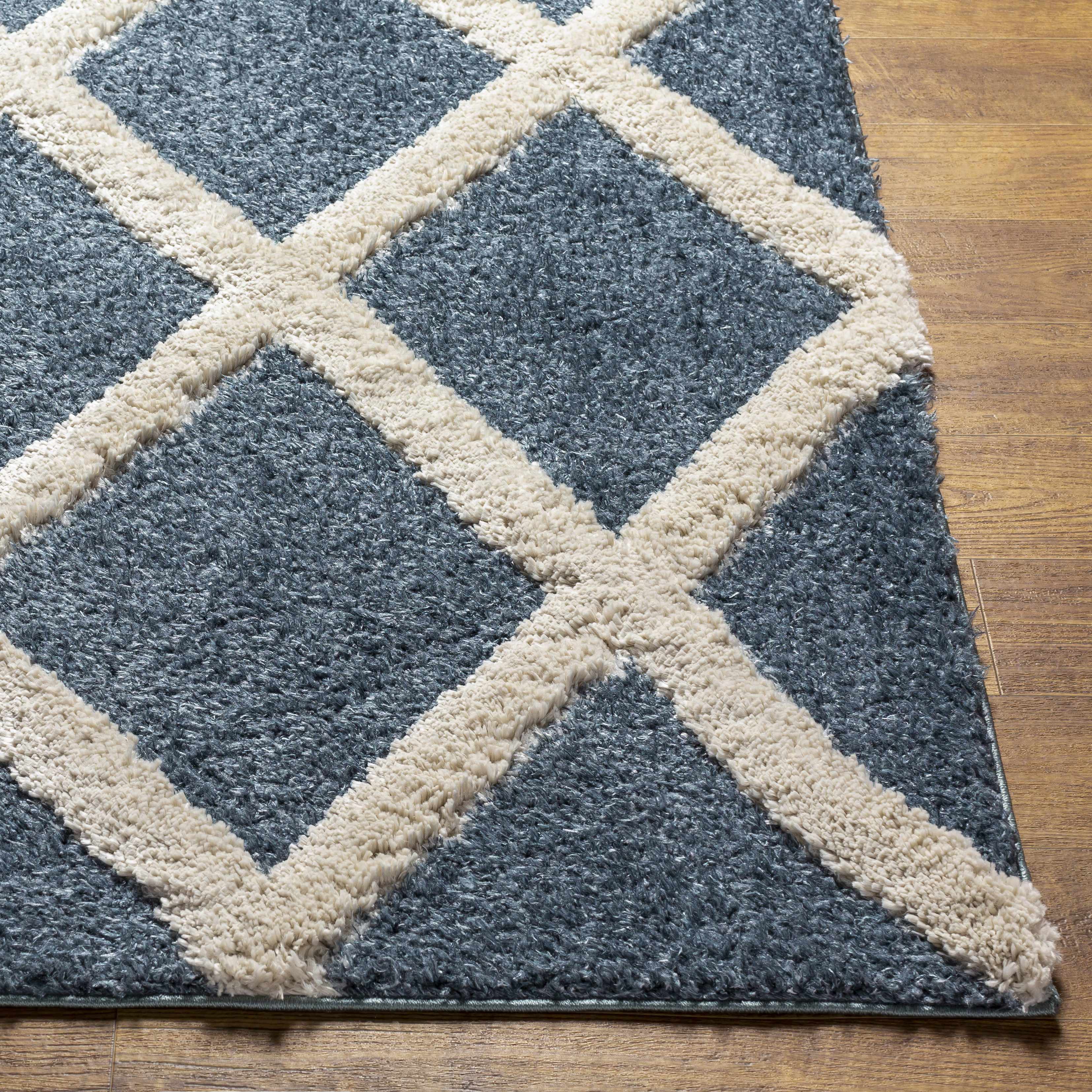 Esenler Modern Shag Carpet - Clearance - Image 4