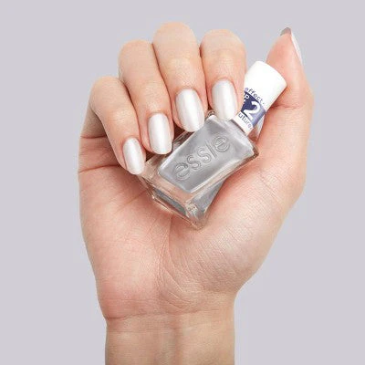 essie gel by essie Winter Frost Longwear Duo Gift Set Nail Polish Set 2pc - Imperfect Box - Image 3