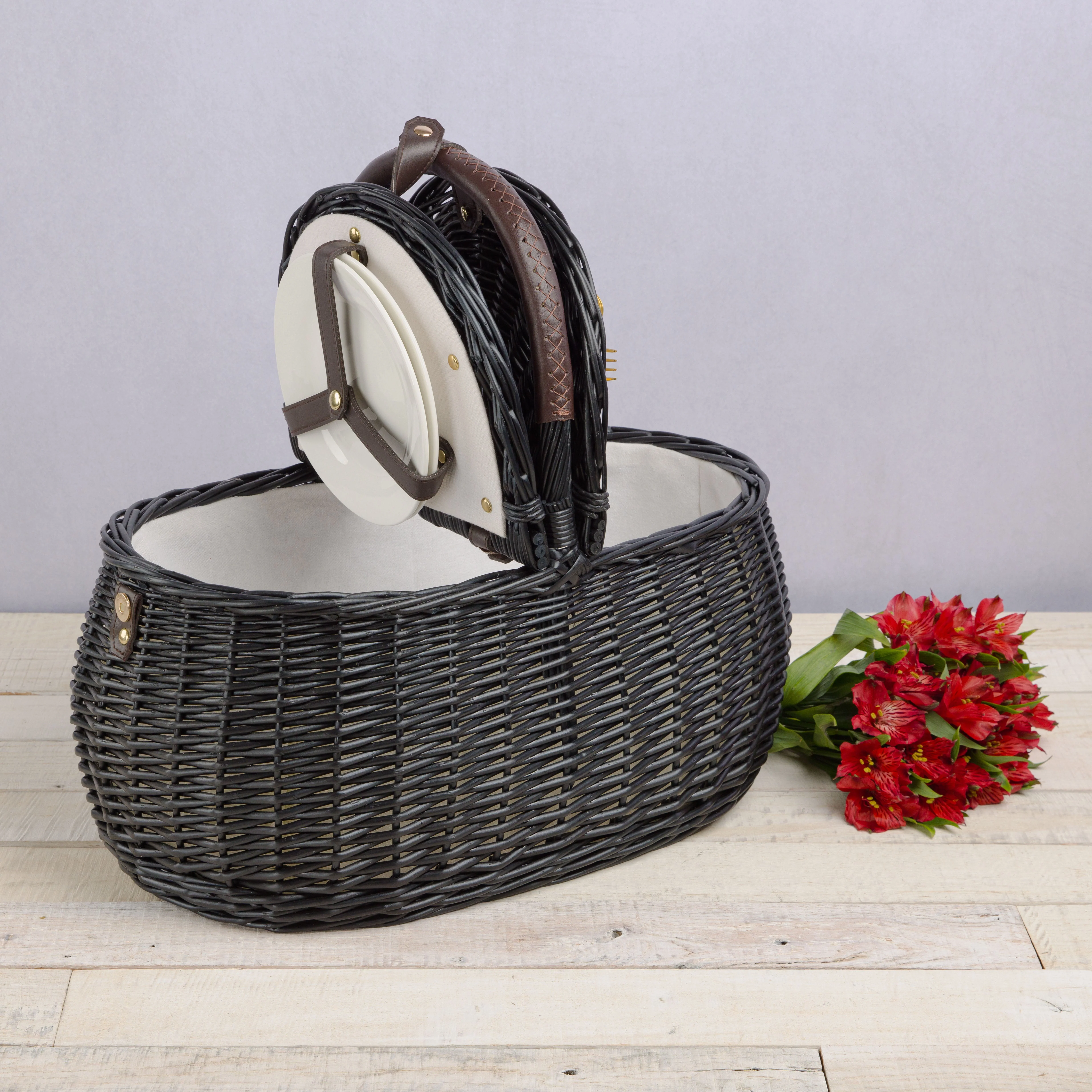 Evening Picnic Basket with Service for Two - Image 2