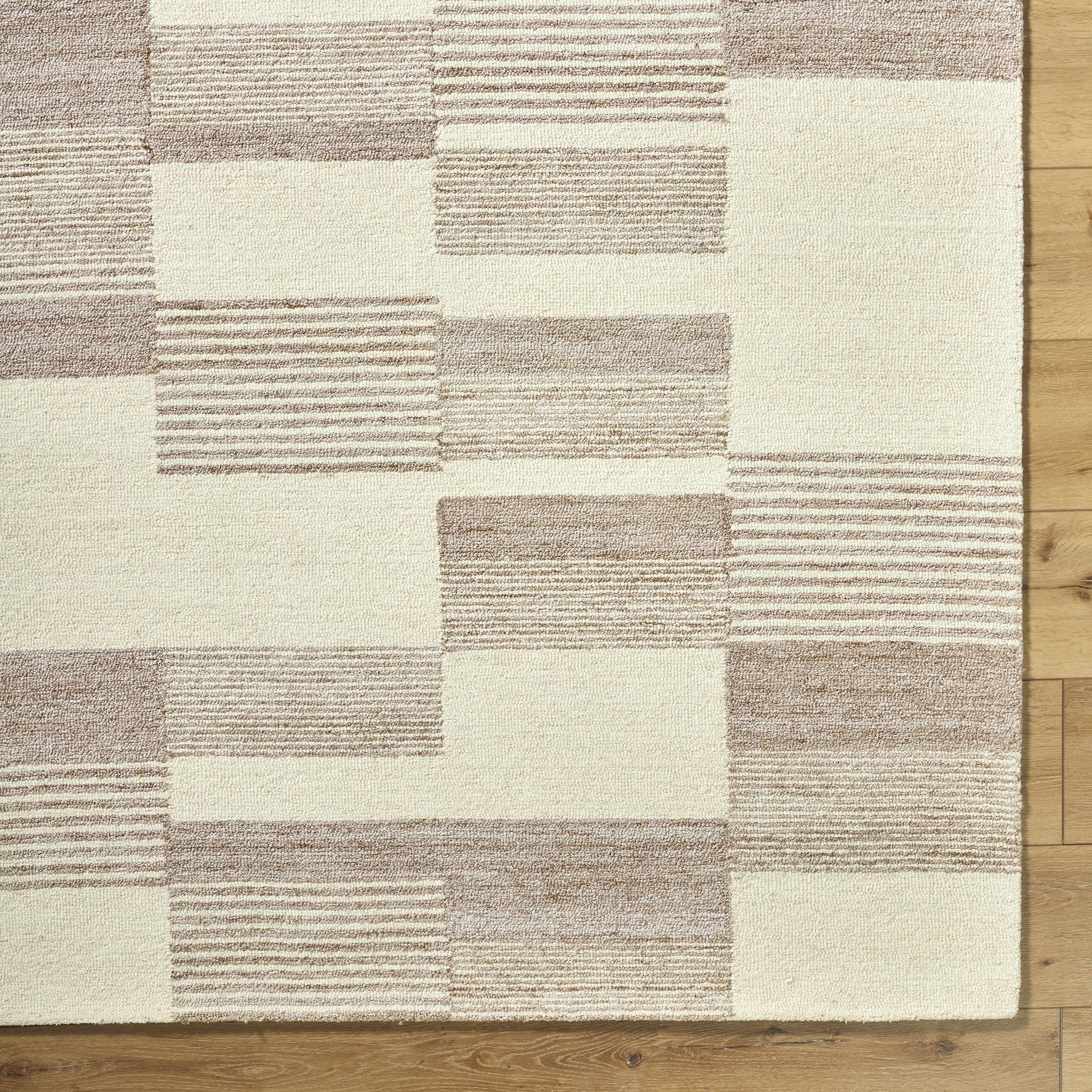 Eyad Area Rug - Image 9
