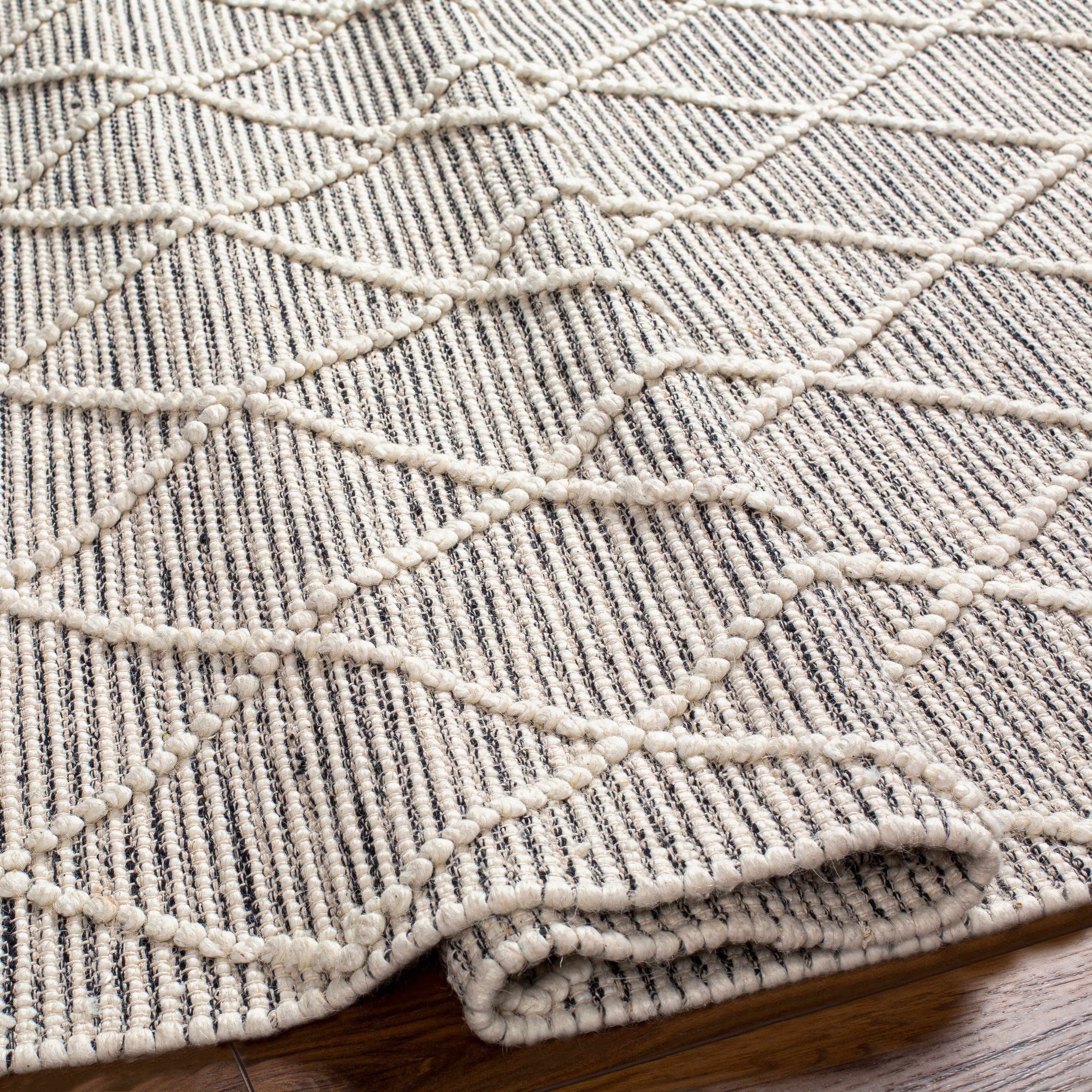 Ezria Wool Rug with Tassels - Clearance - Image 5