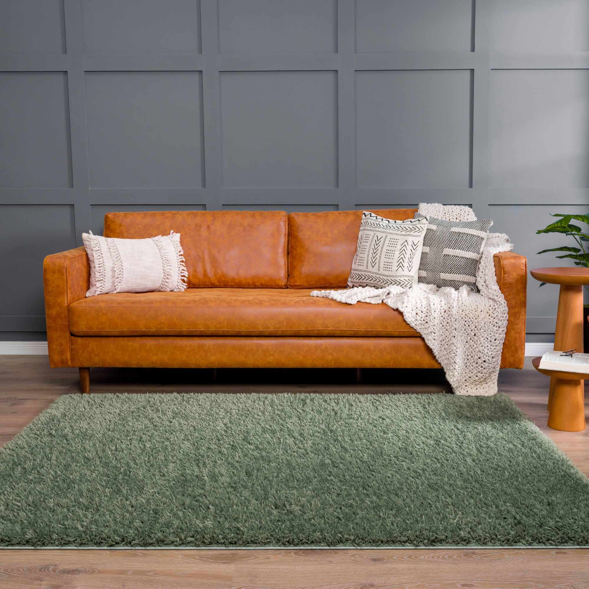 Faina Solid Green Shag Washable Area Rug - Clearance - Image 3