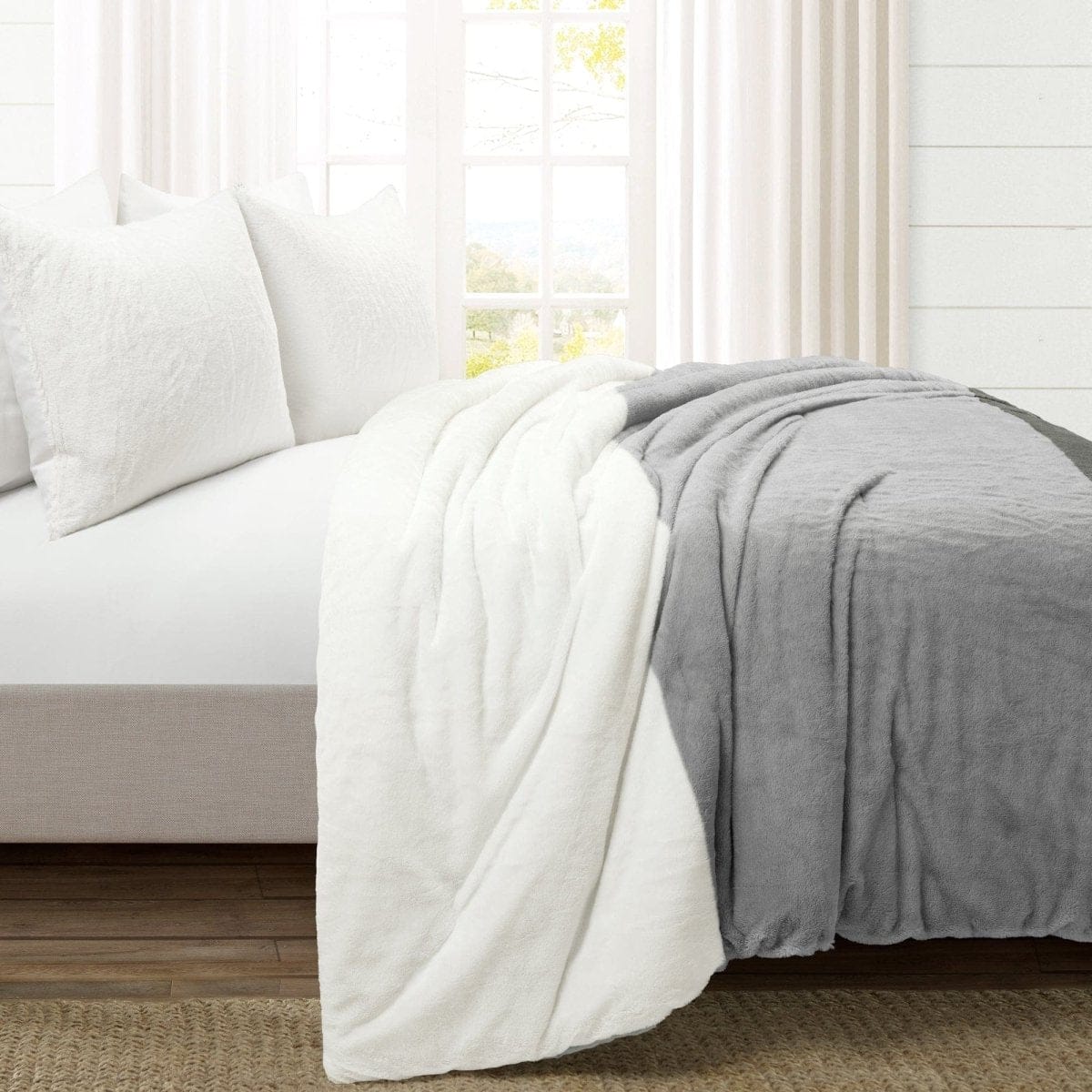 Farmhouse Color Block Ultra Soft Faux Fur Comforter Set - Image 10