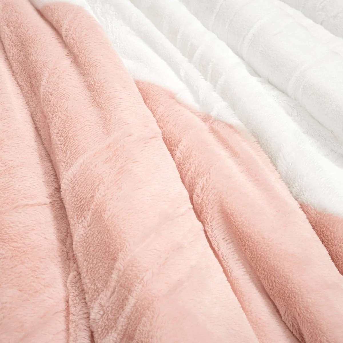 Farmhouse Color Block Ultra Soft Faux Fur Comforter Set - Image 5