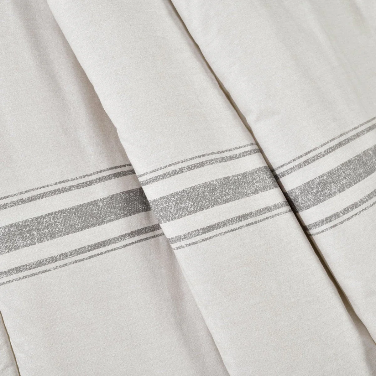 Farmhouse Stripe Throw - Image 13