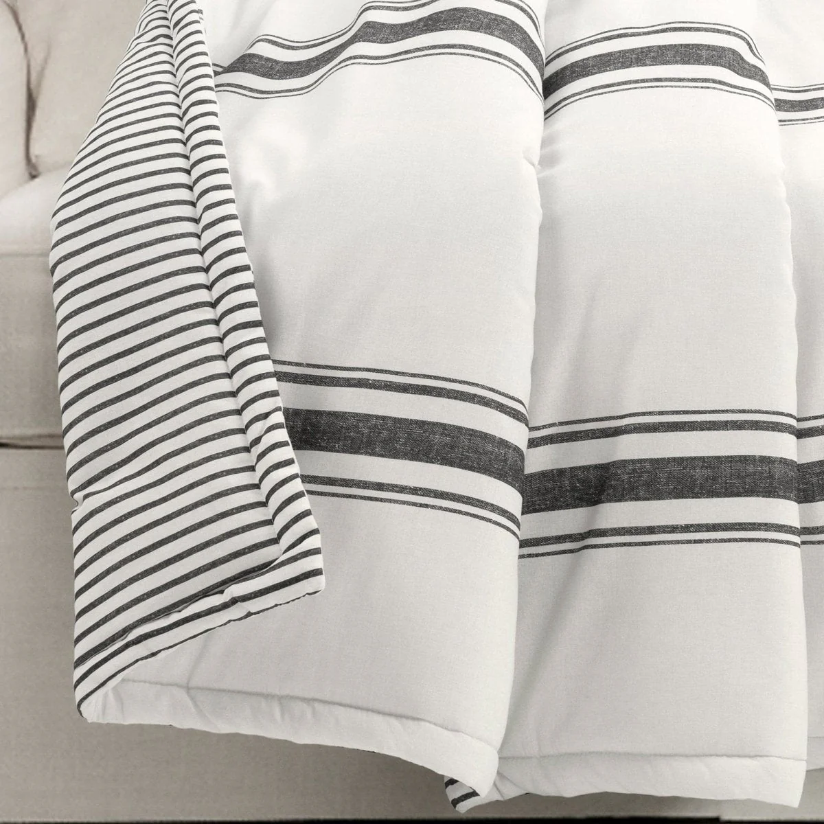 Farmhouse Stripe Throw - Image 20