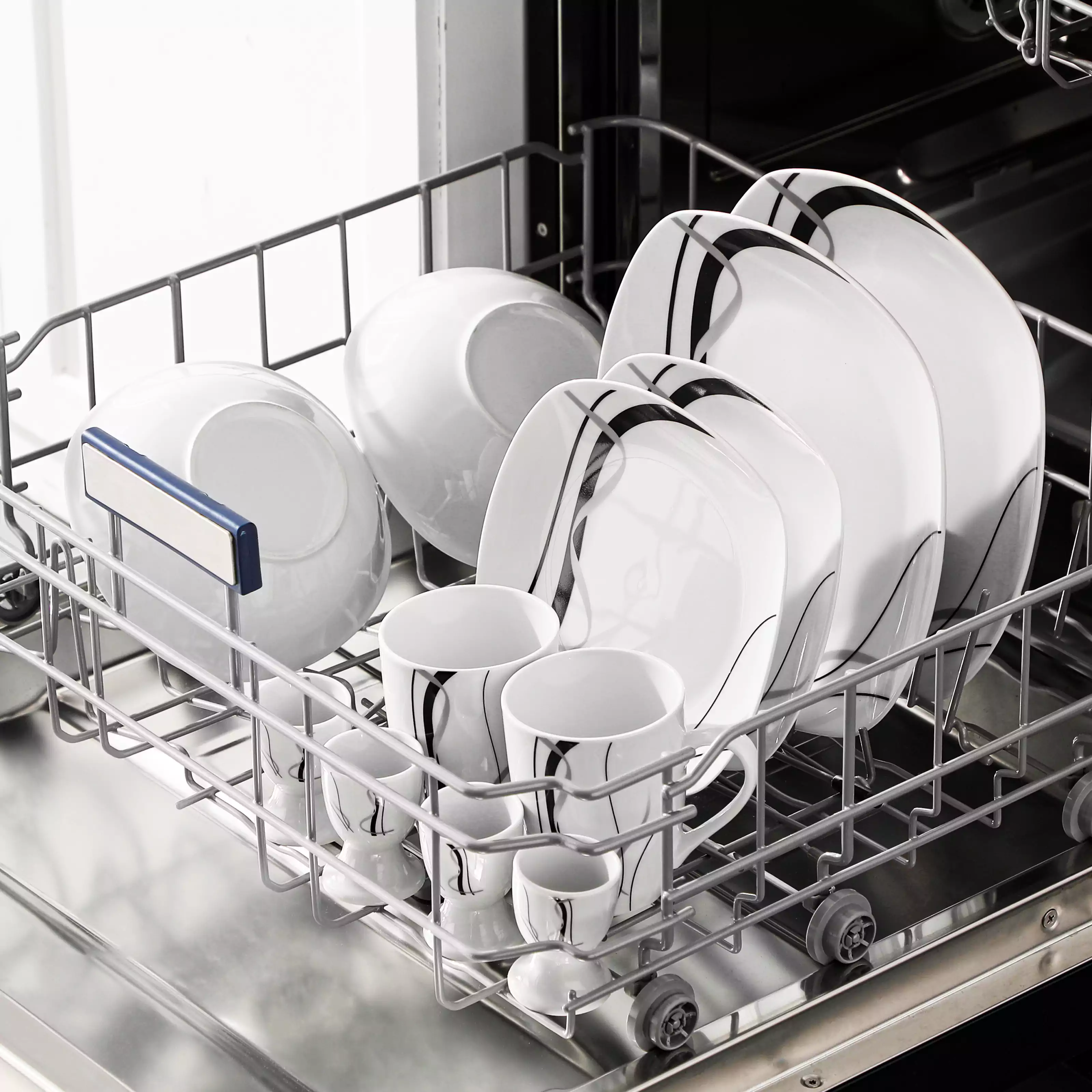 Fiona 20 Piece Dinnerware Set - Image 6