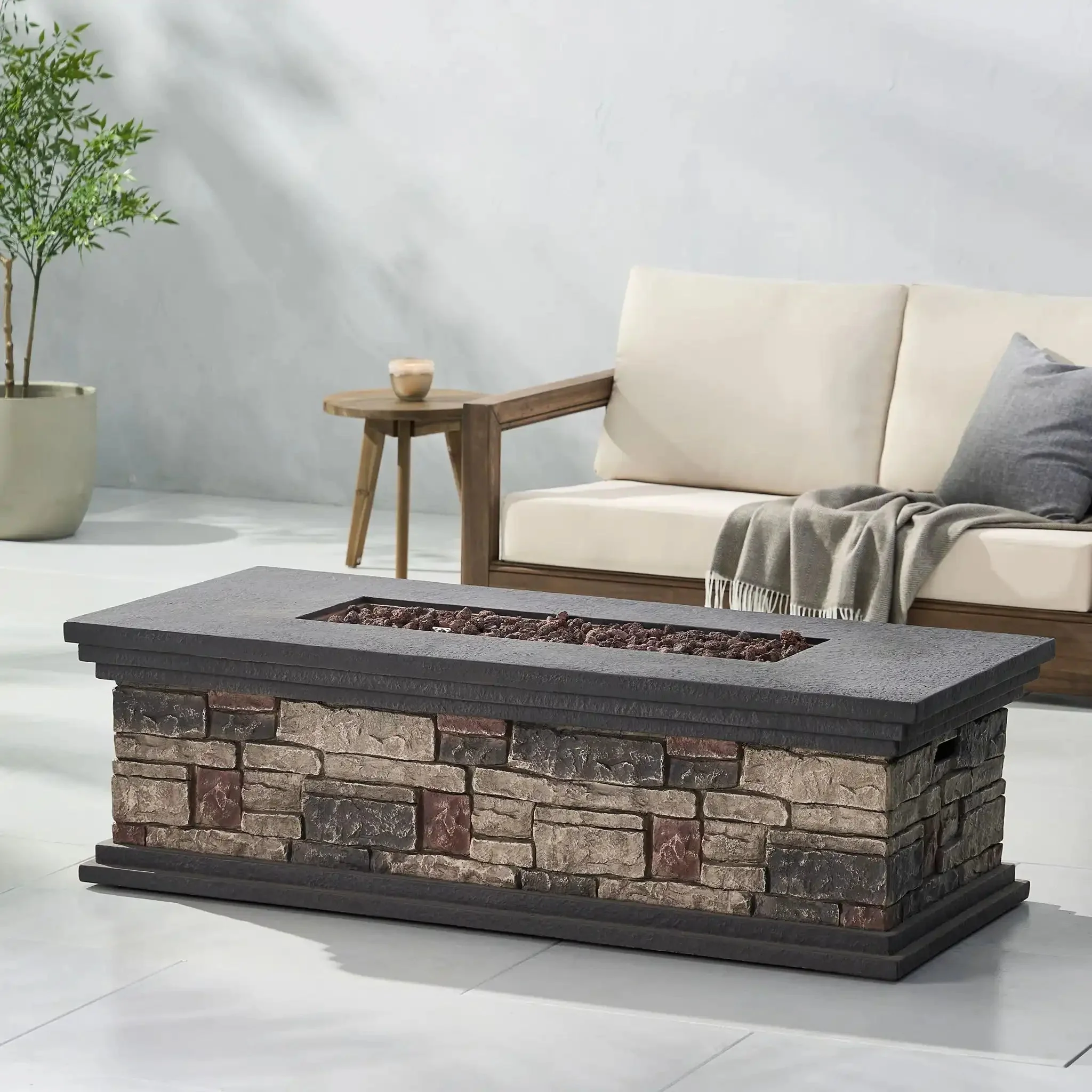 Fire Pit with Lightweight Concrete and Steel Frame - Image 4