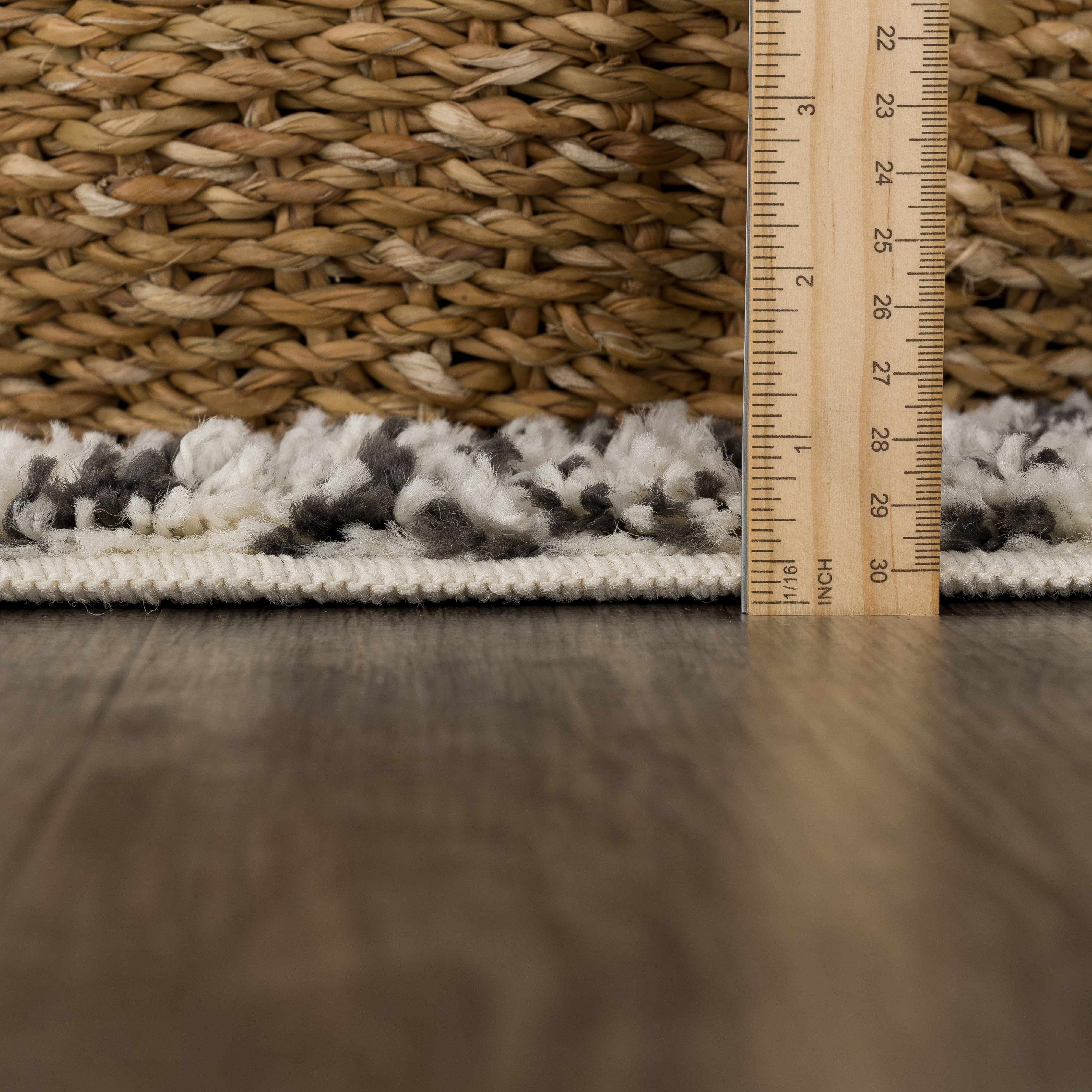 Fishhook Berber Shag Rug - Image 15