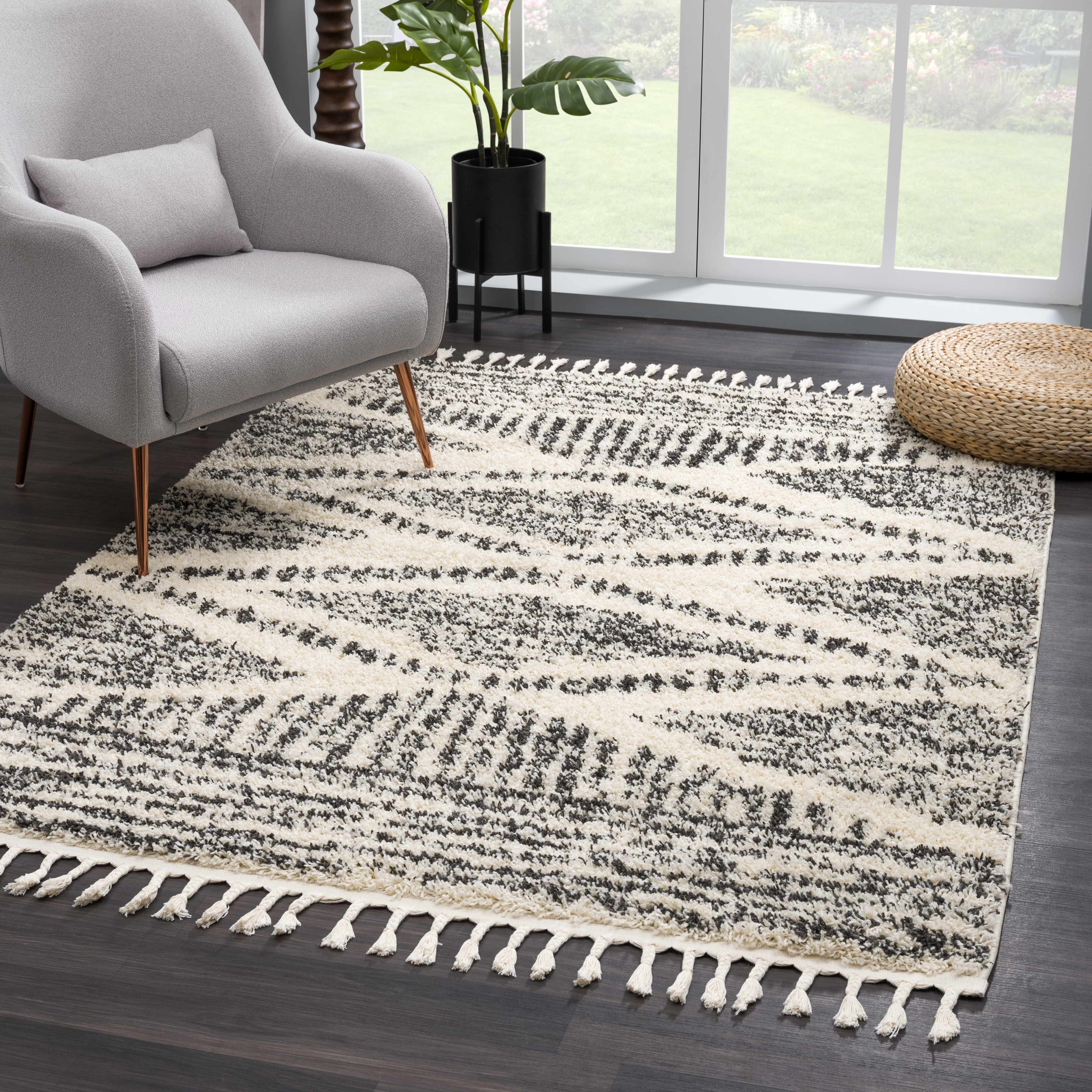 Fishhook Berber Shag Rug - Image 4