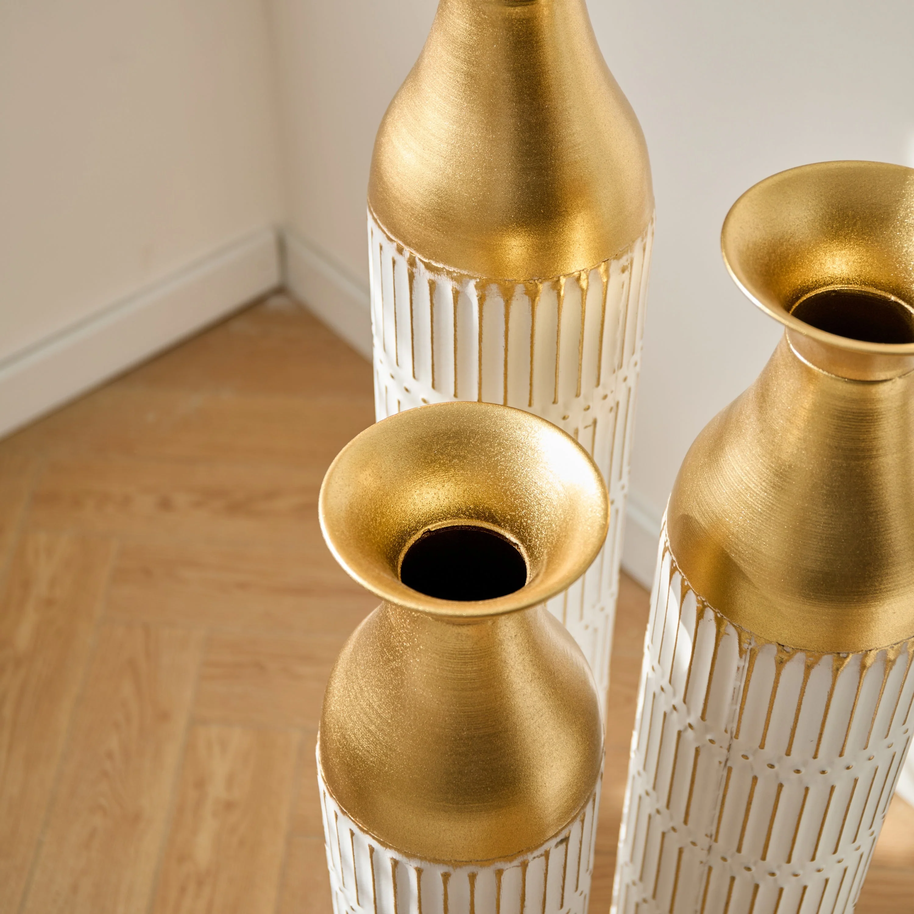 Floor Metal Vases Set of 3 - White with Gold Accents - Image 16