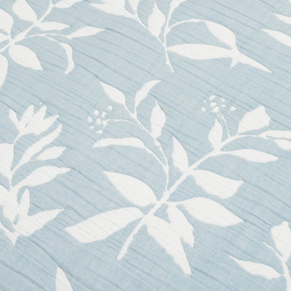 Floral Jacquard Reversible Soft Matelassé 3 Piece Quilt Set - Image 13