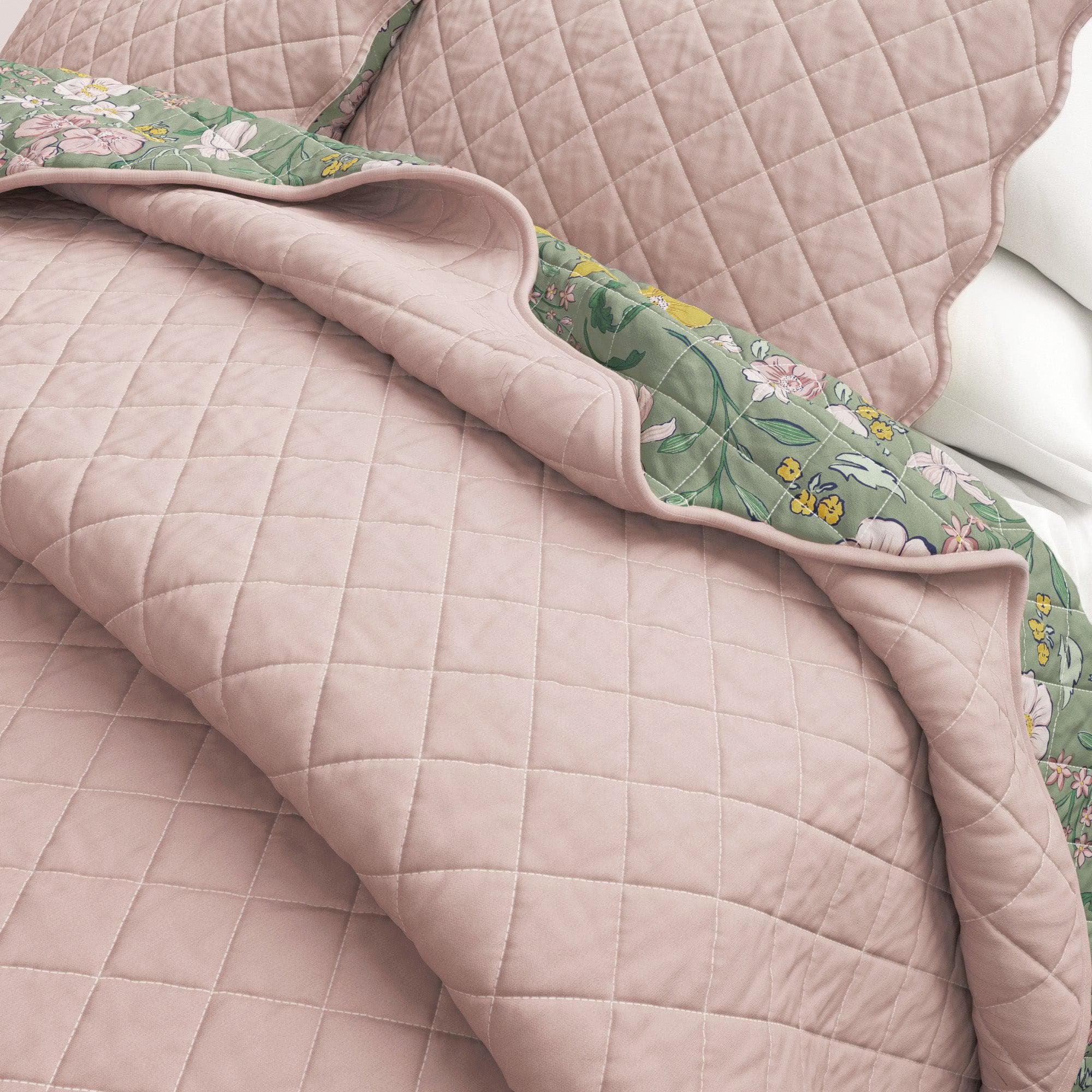 Floral Print & Scalloped Edge Cotton Quilt Set - Gwen Collection - Image 6