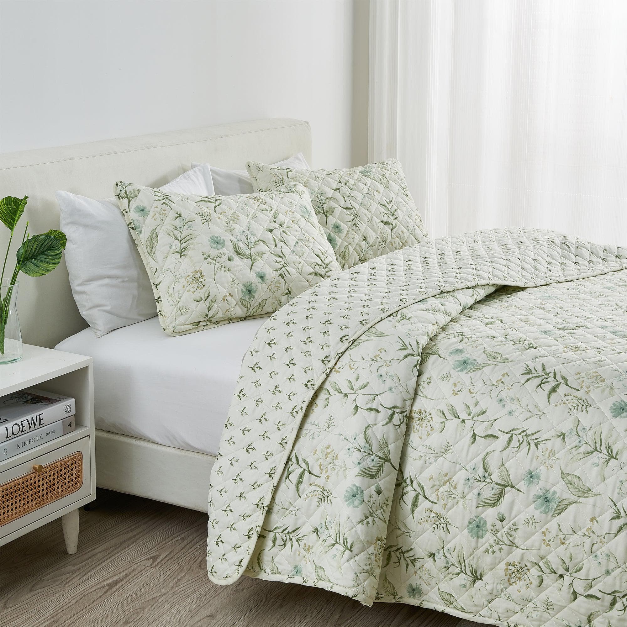 Floral Printed Microfiber Quilt Set - Glyndora Collection - Image 5