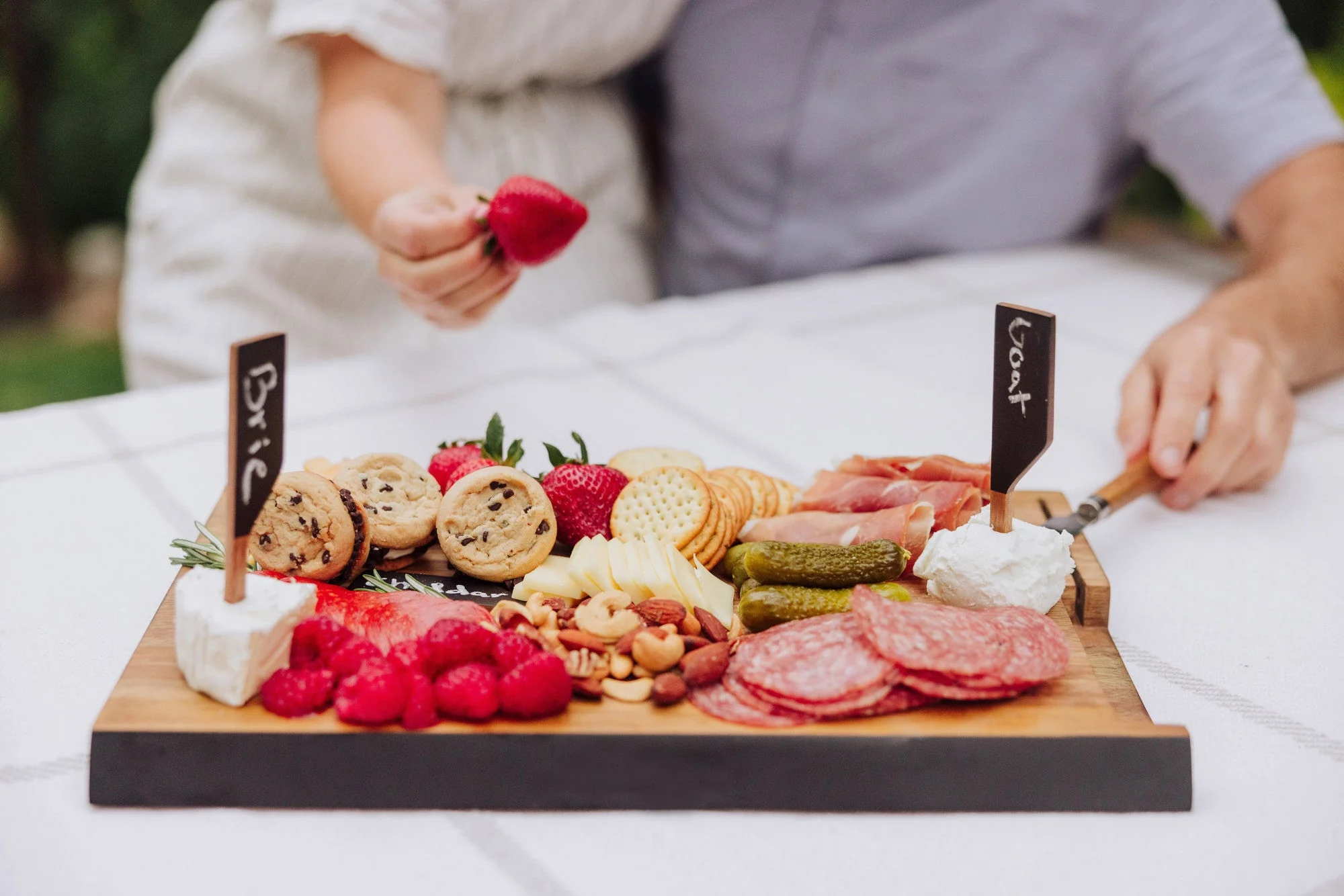 Formaggio Cheese Board and Tools Set - Image 5