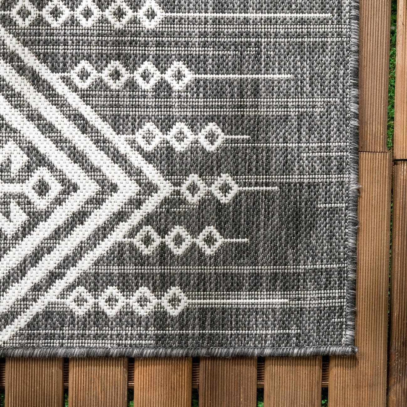 Frankville Black&White All Over Performance Rug - Image 8
