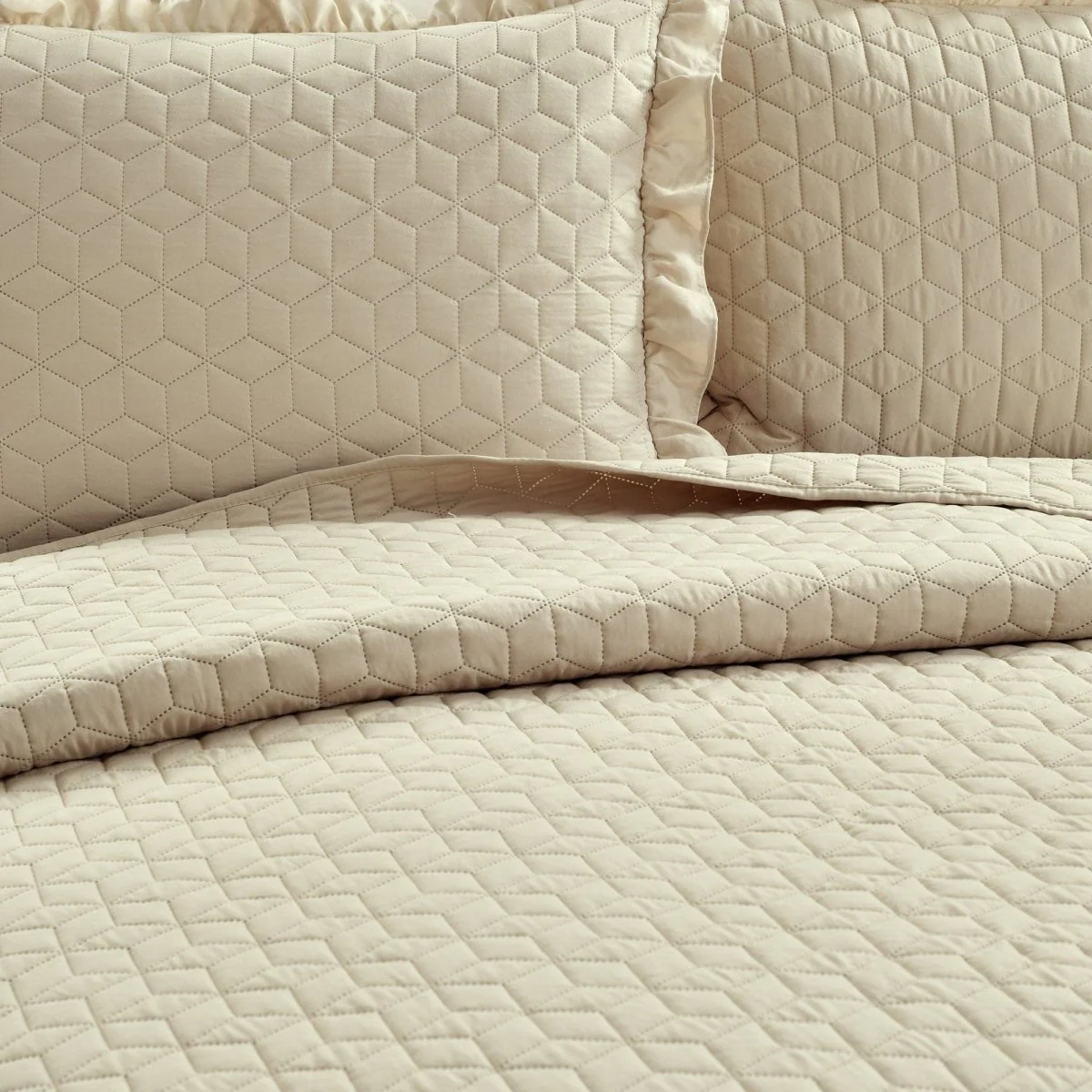 French Country Geo Ruffle Skirt 3 Piece Bedspread Set - Image 10
